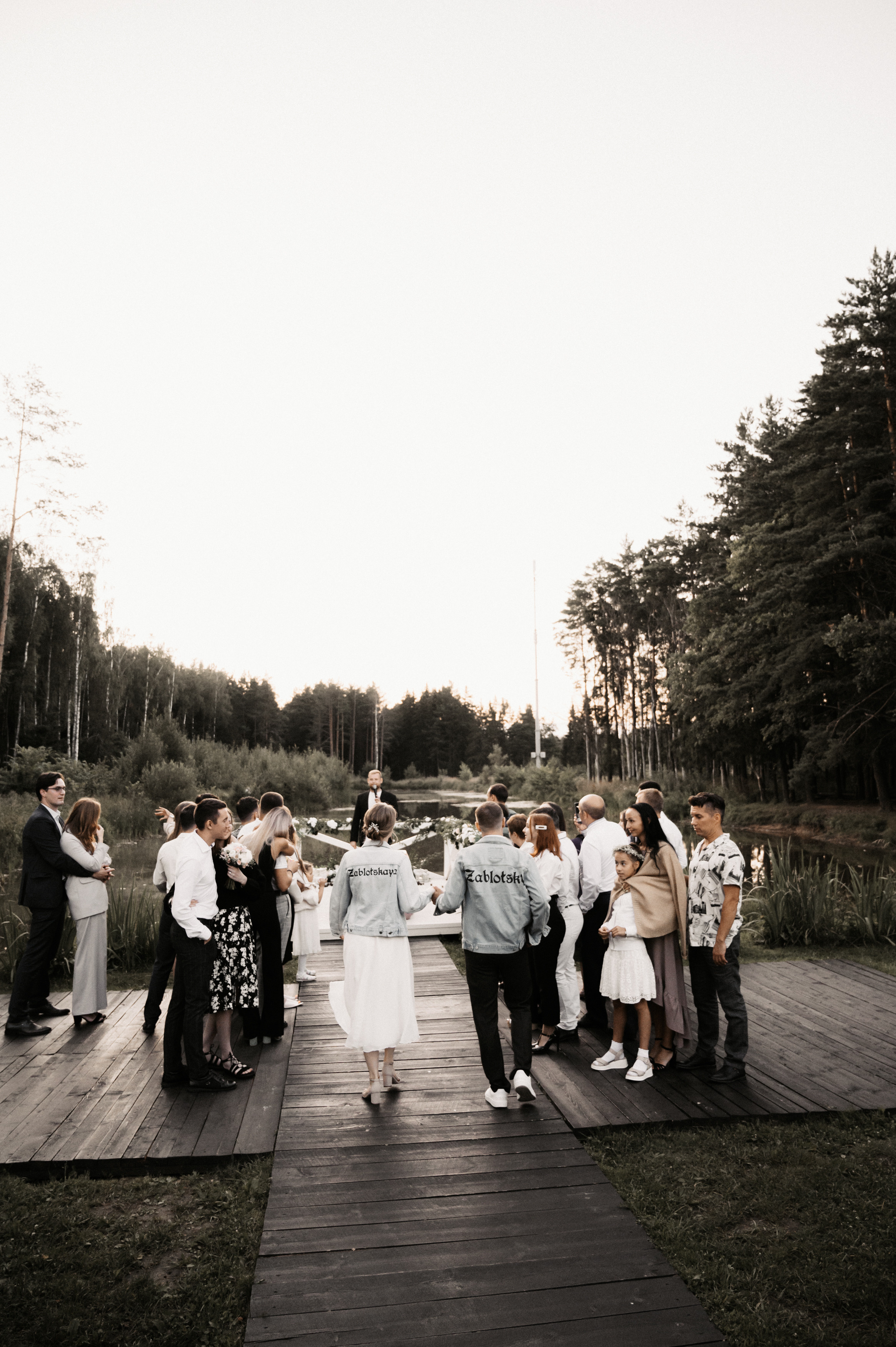 Счастье у озера. Свадебный фотограф Александр Давыдов