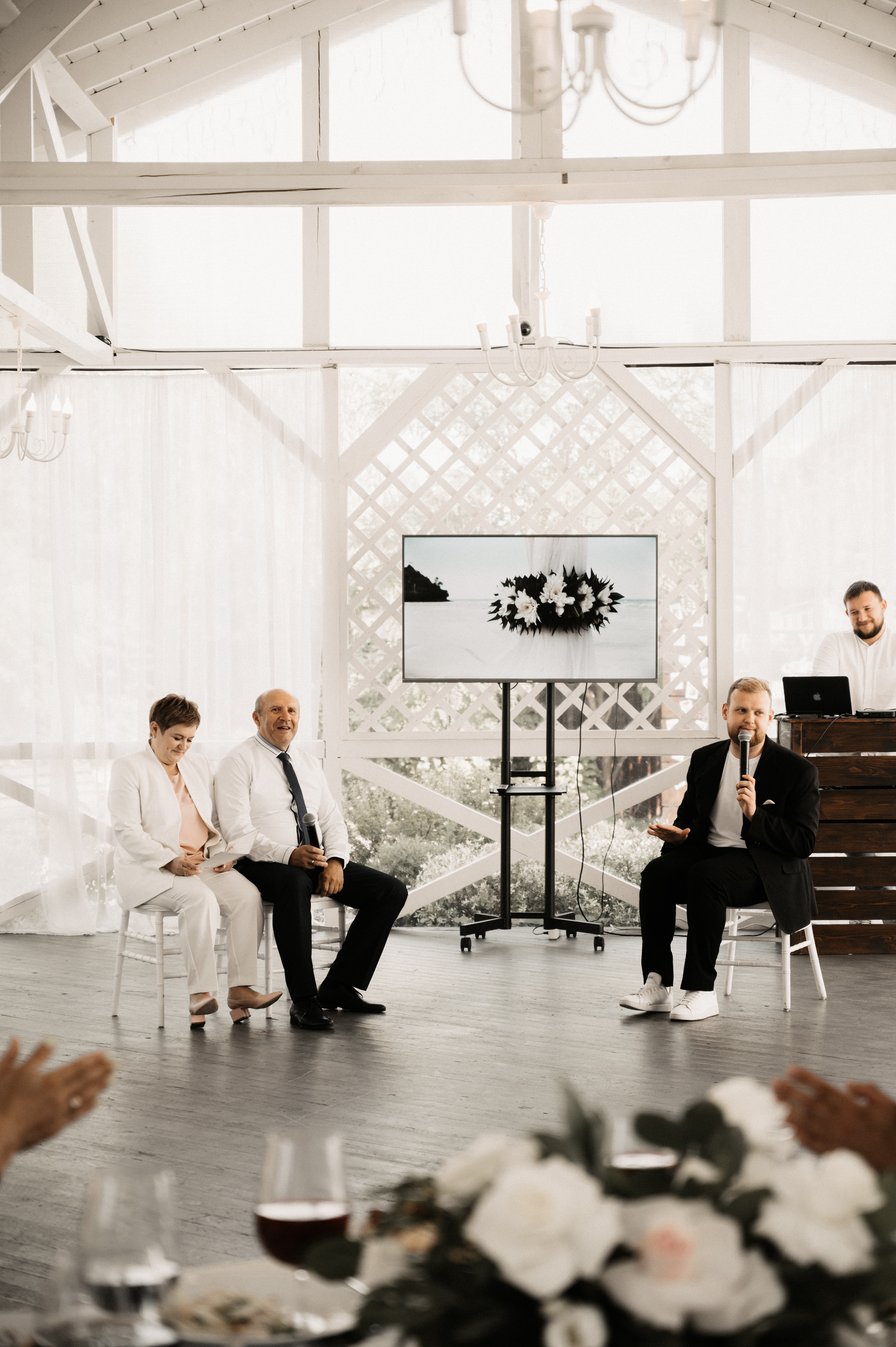 Счастье у озера. Свадебный фотограф Александр Давыдов