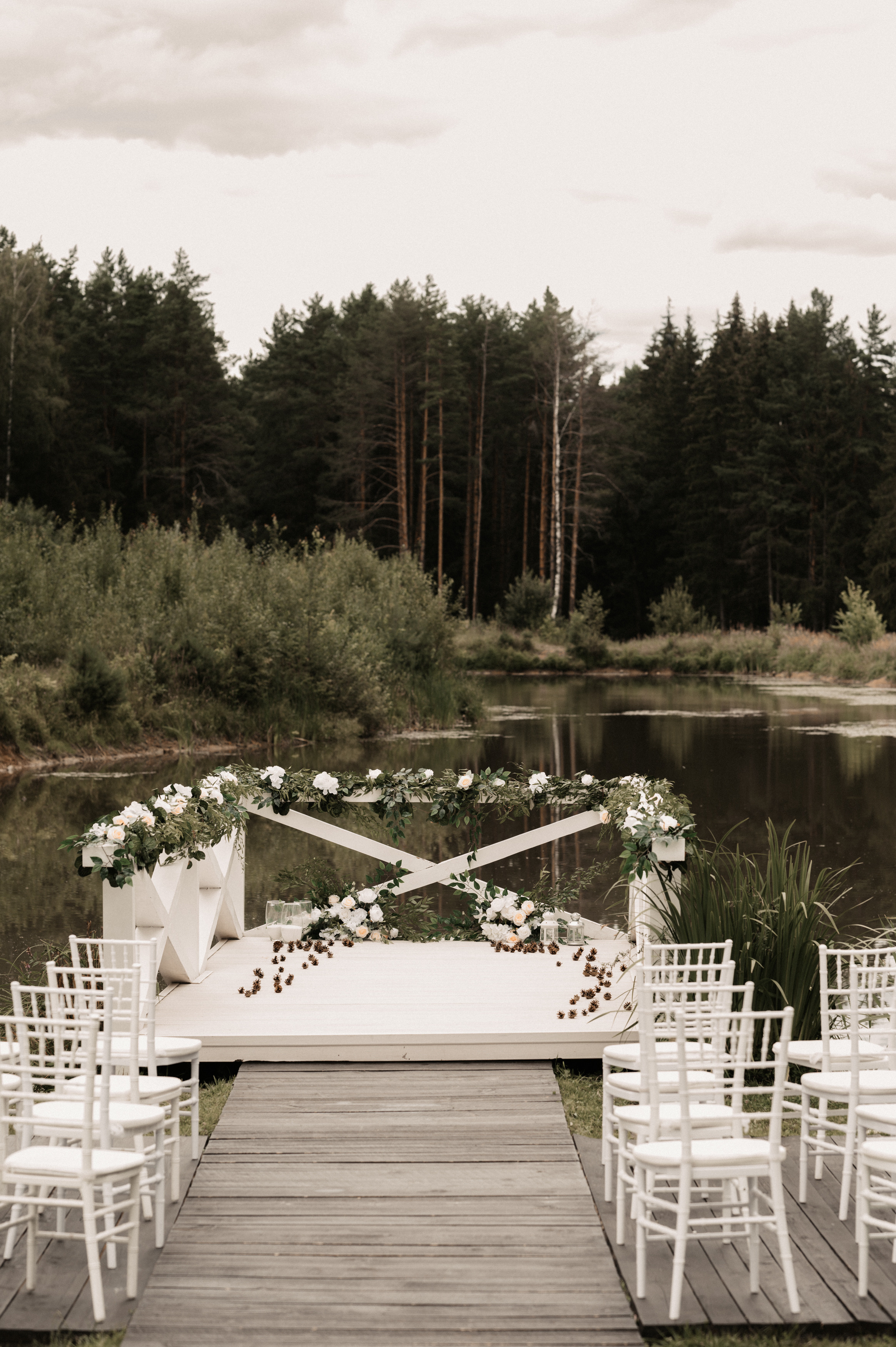 Счастье у озера. Свадебный фотограф Александр Давыдов