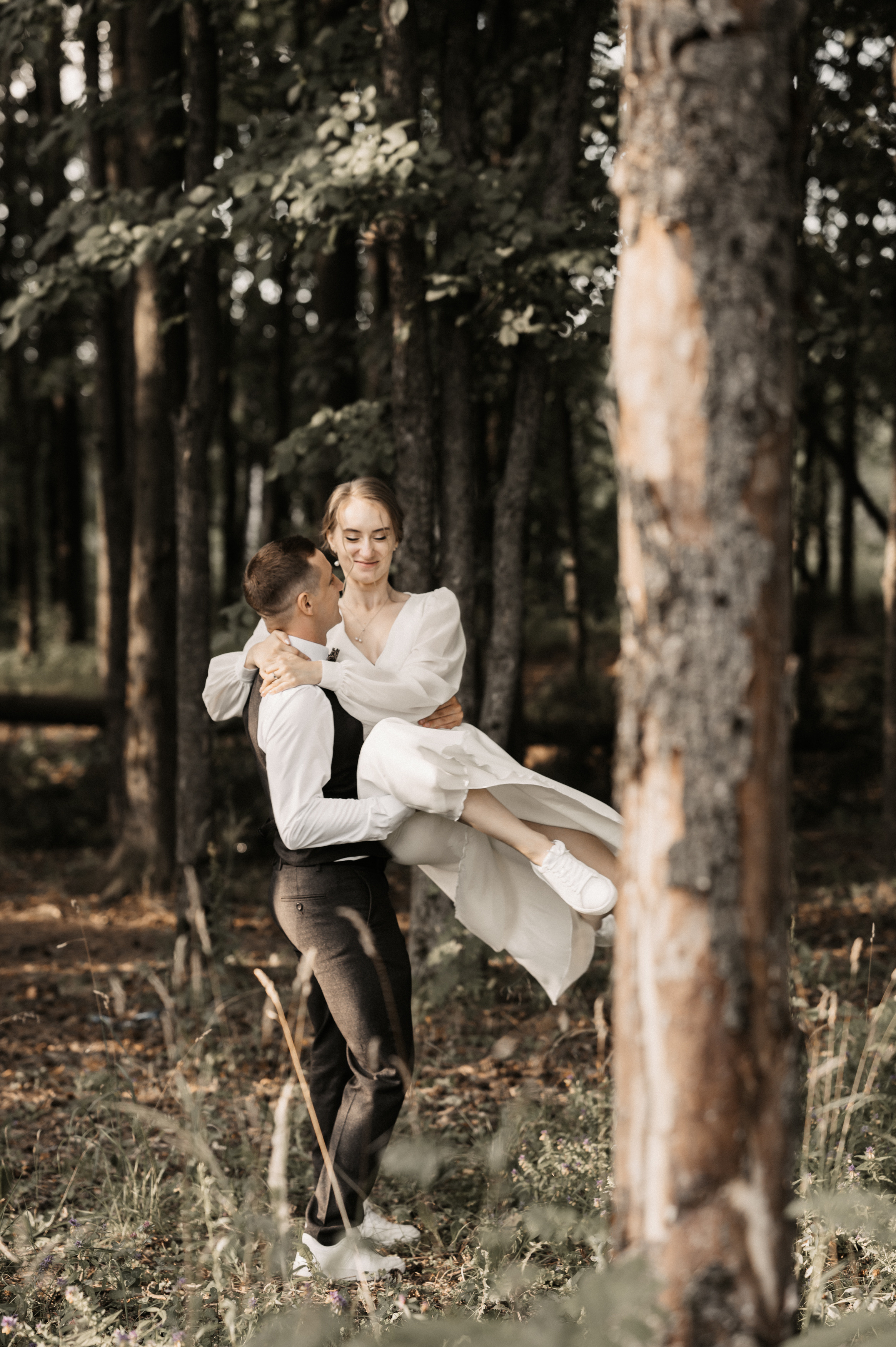 Счастье у озера. Свадебный фотограф Александр Давыдов