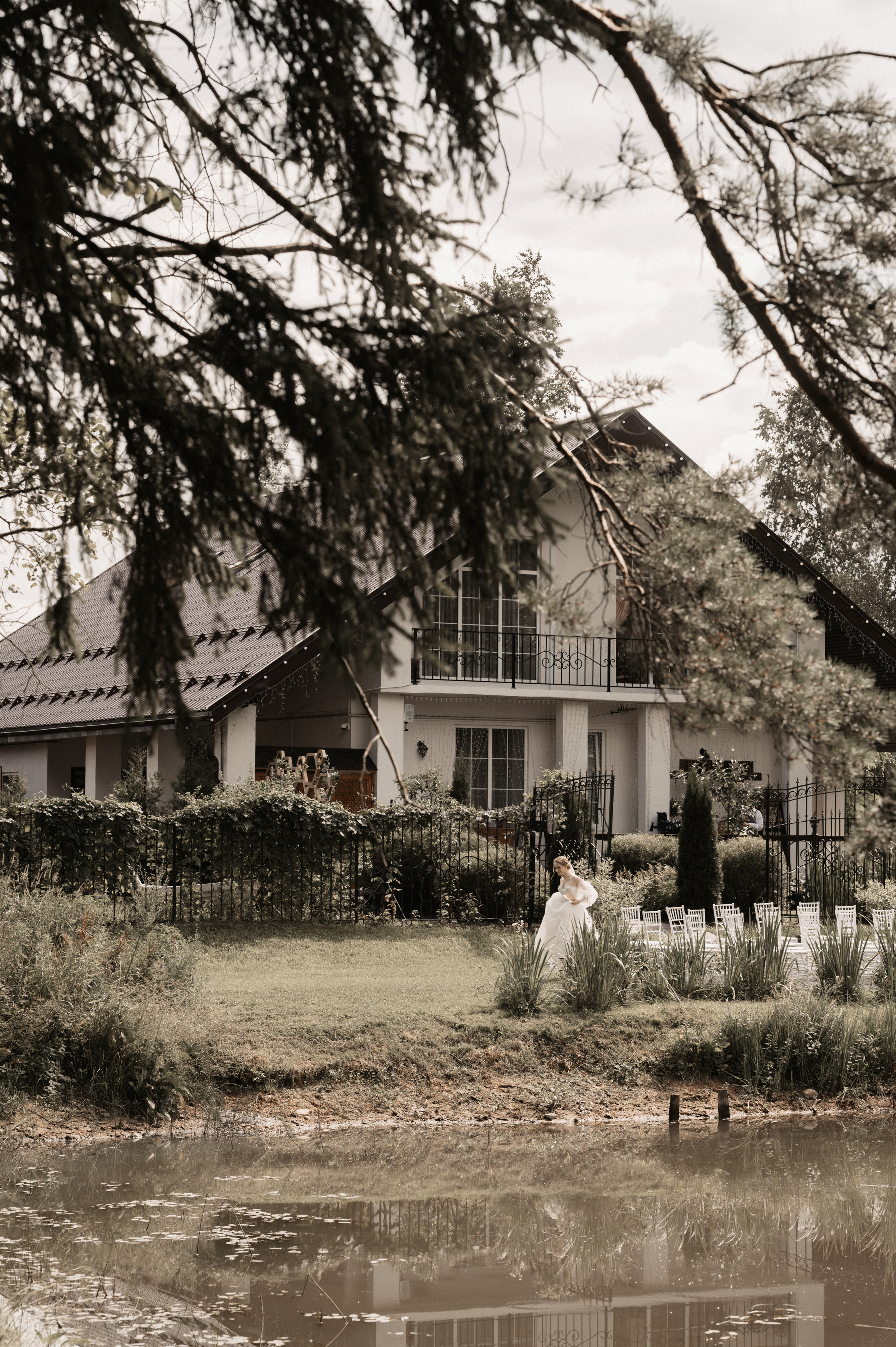 Счастье у озера. Свадебный фотограф Александр Давыдов