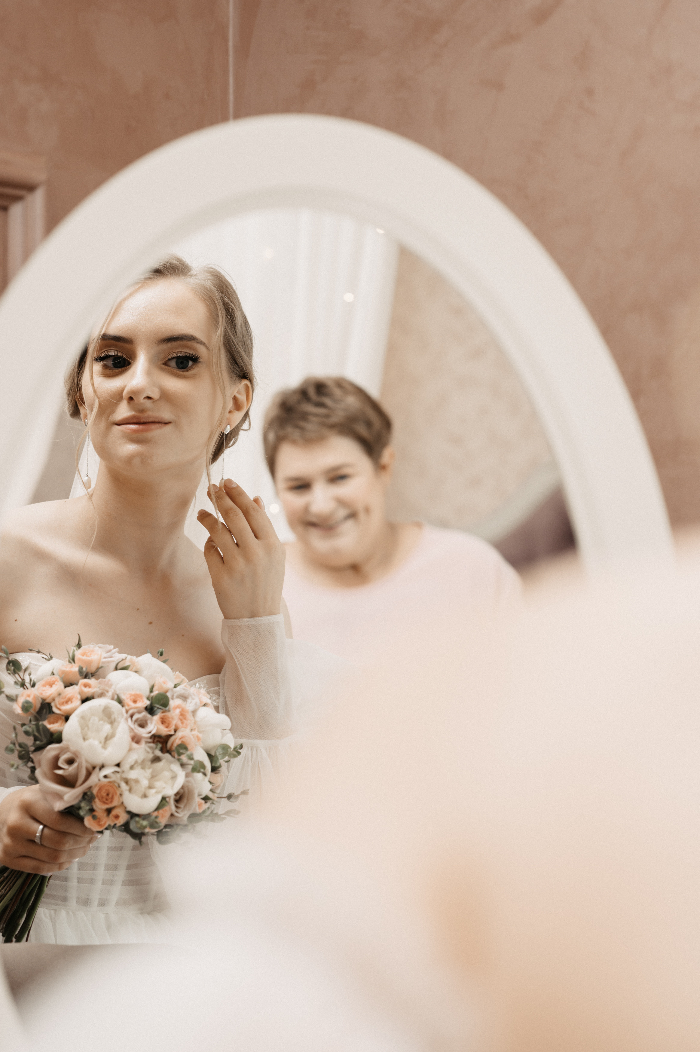 Счастье у озера. Свадебный фотограф Александр Давыдов