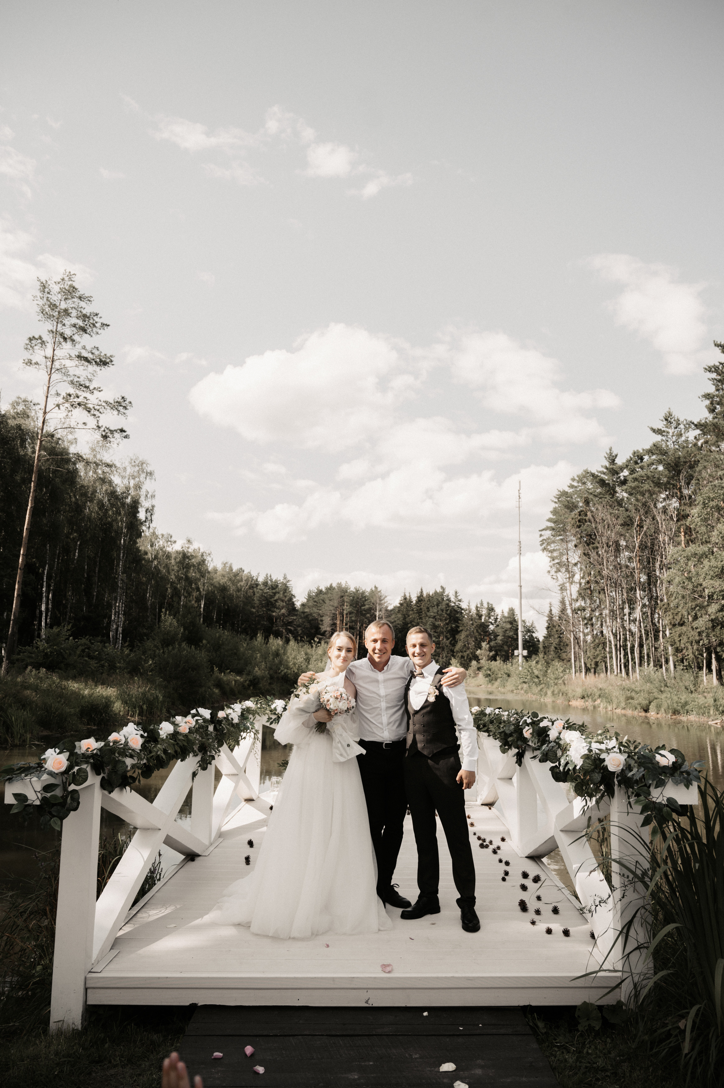Счастье у озера. Свадебный фотограф Александр Давыдов