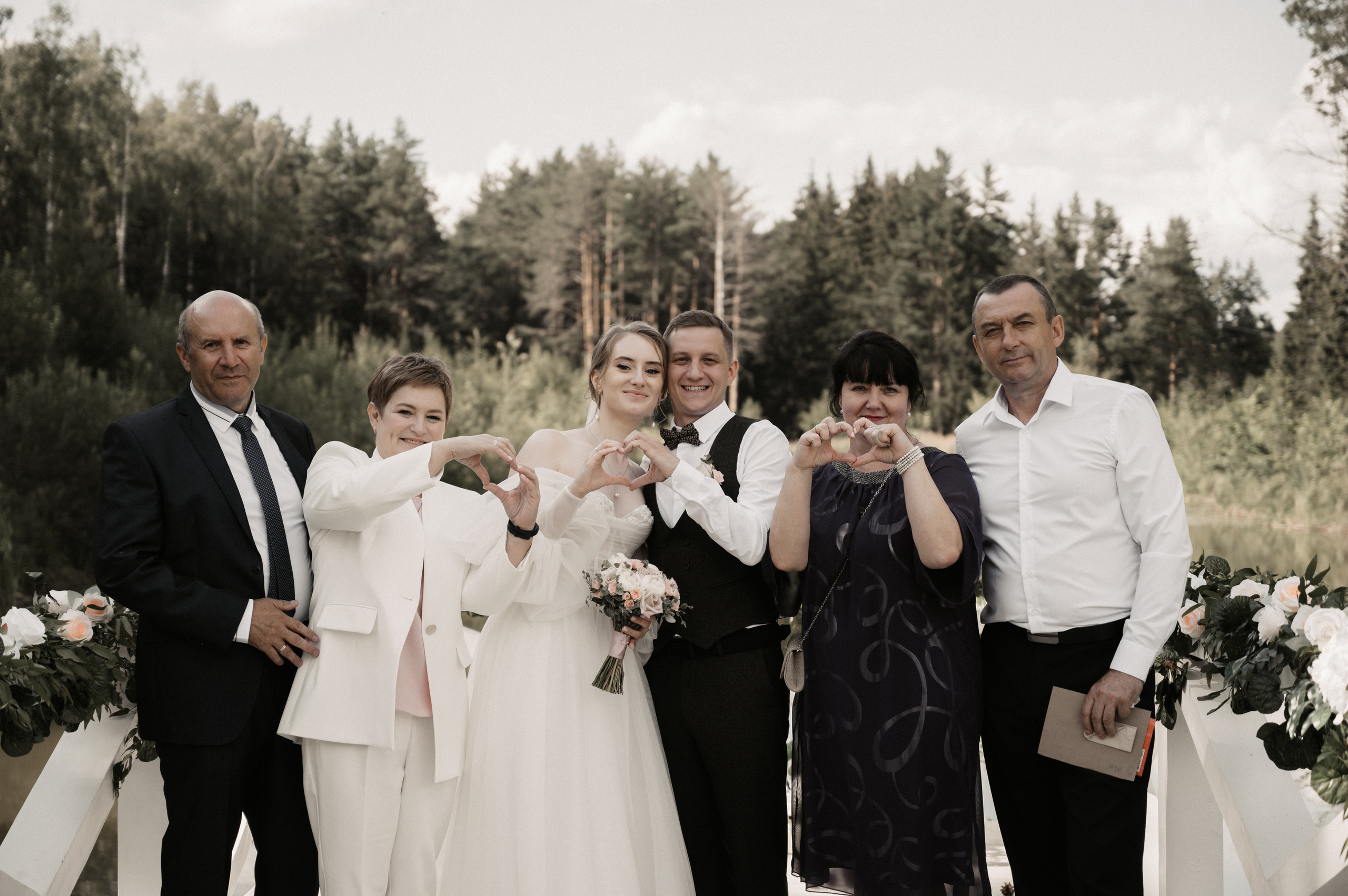 Счастье у озера. Свадебный фотограф Александр Давыдов