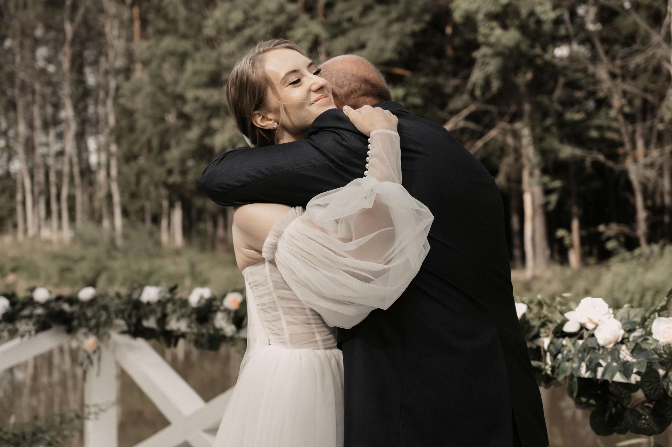 Счастье у озера. Свадебный фотограф Александр Давыдов