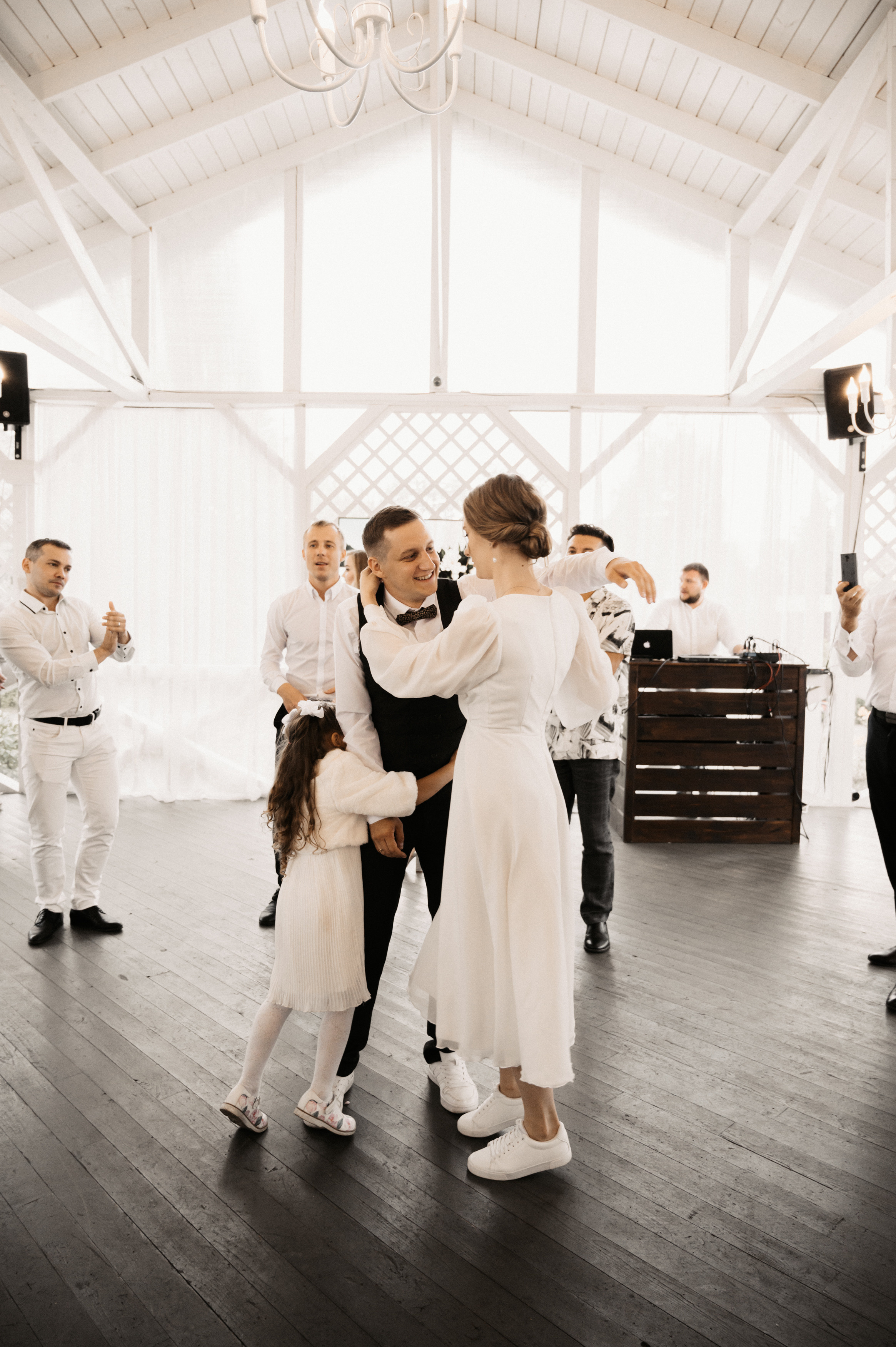 Счастье у озера. Свадебный фотограф Александр Давыдов