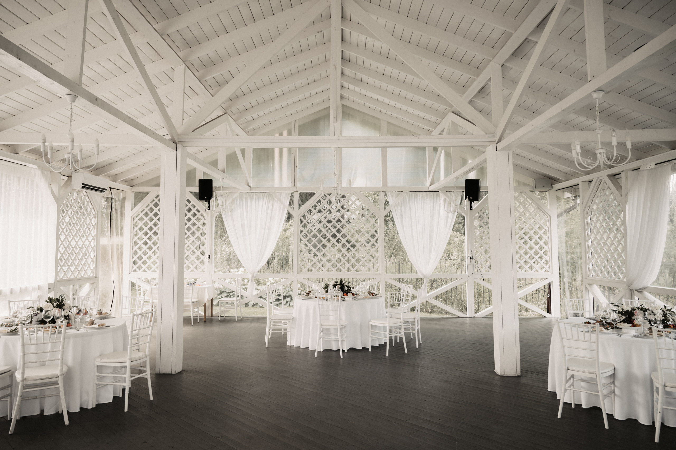 Счастье у озера. Свадебный фотограф Александр Давыдов