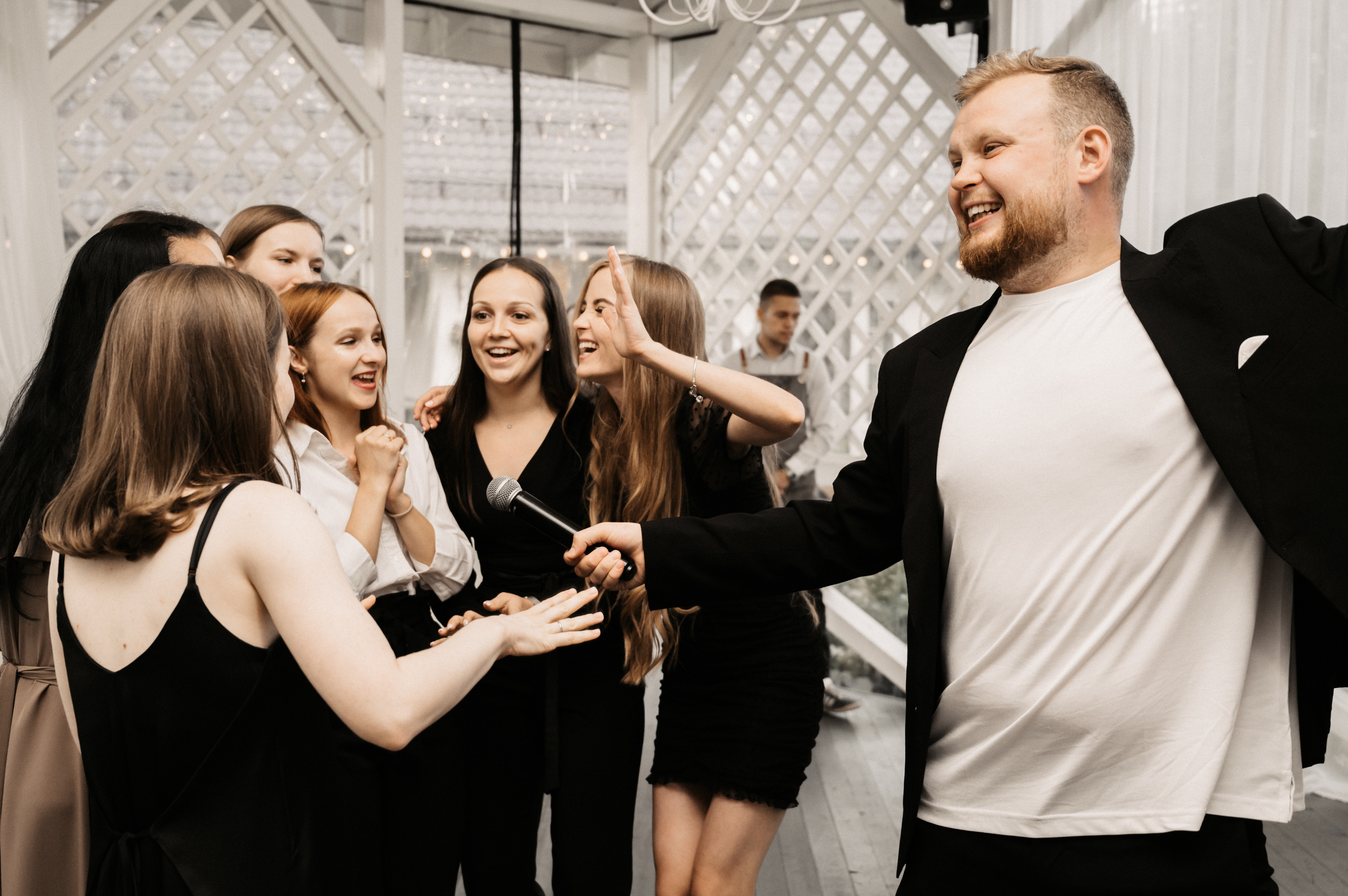 Счастье у озера. Свадебный фотограф Александр Давыдов