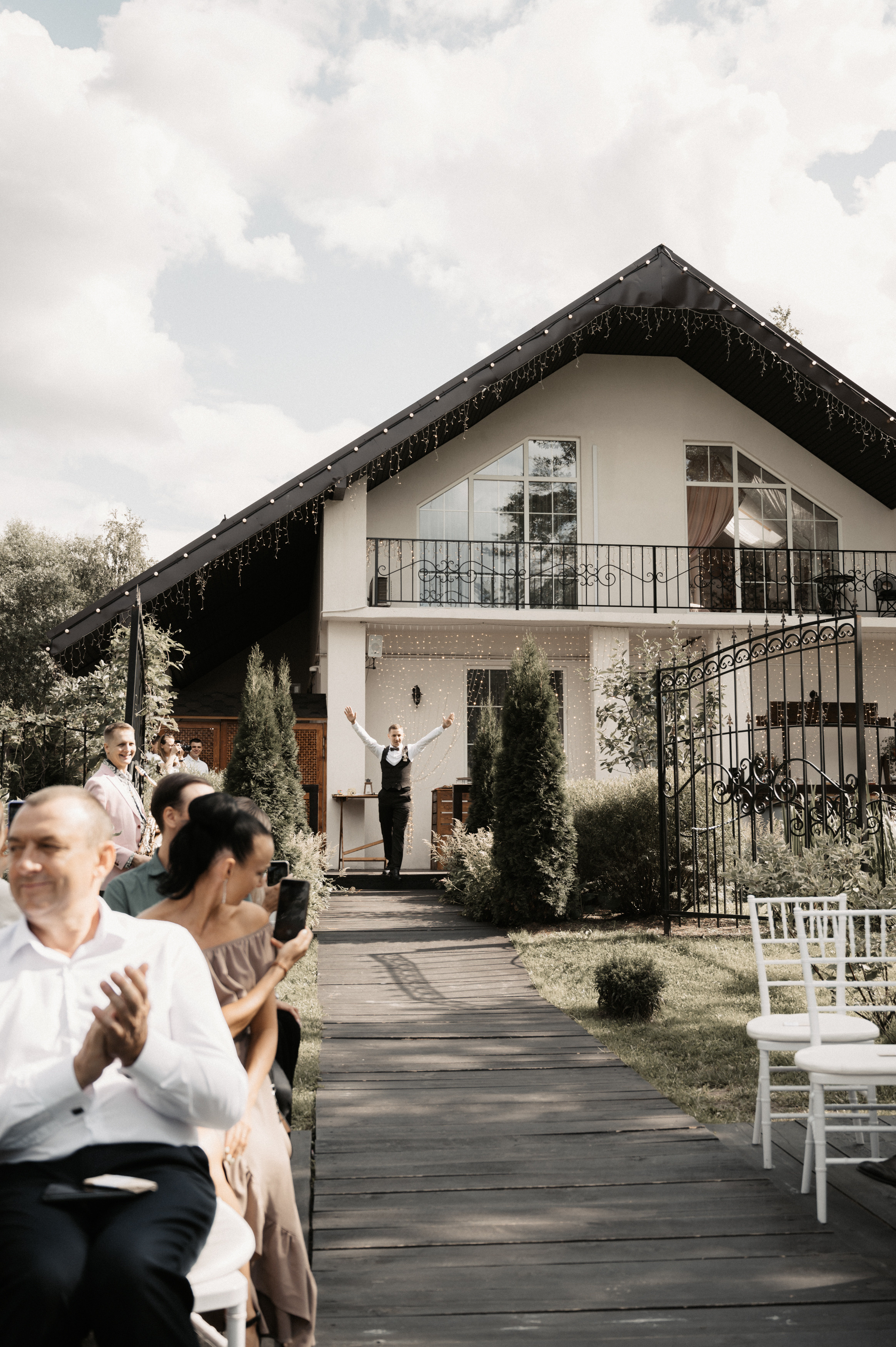 Счастье у озера. Свадебный фотограф Александр Давыдов