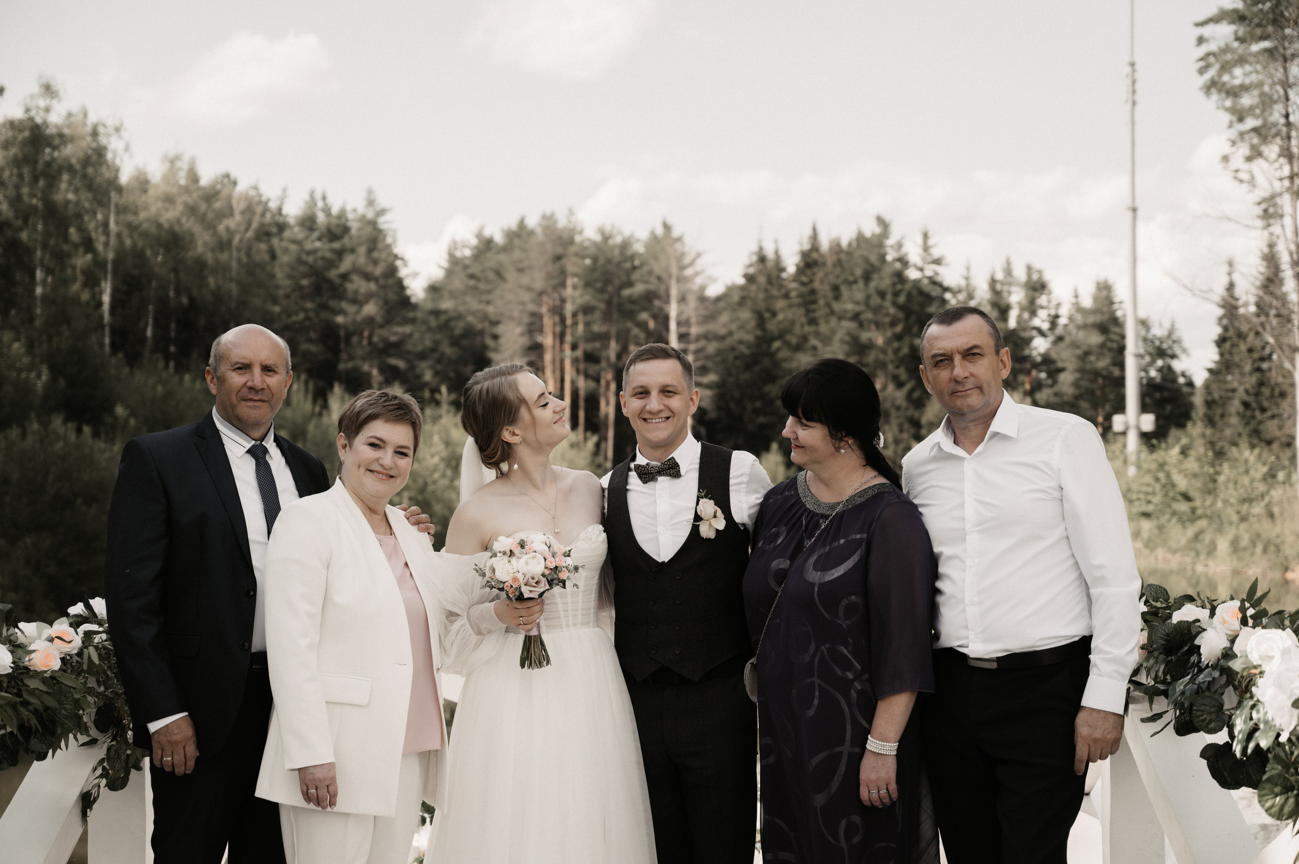 Счастье у озера. Свадебный фотограф Александр Давыдов