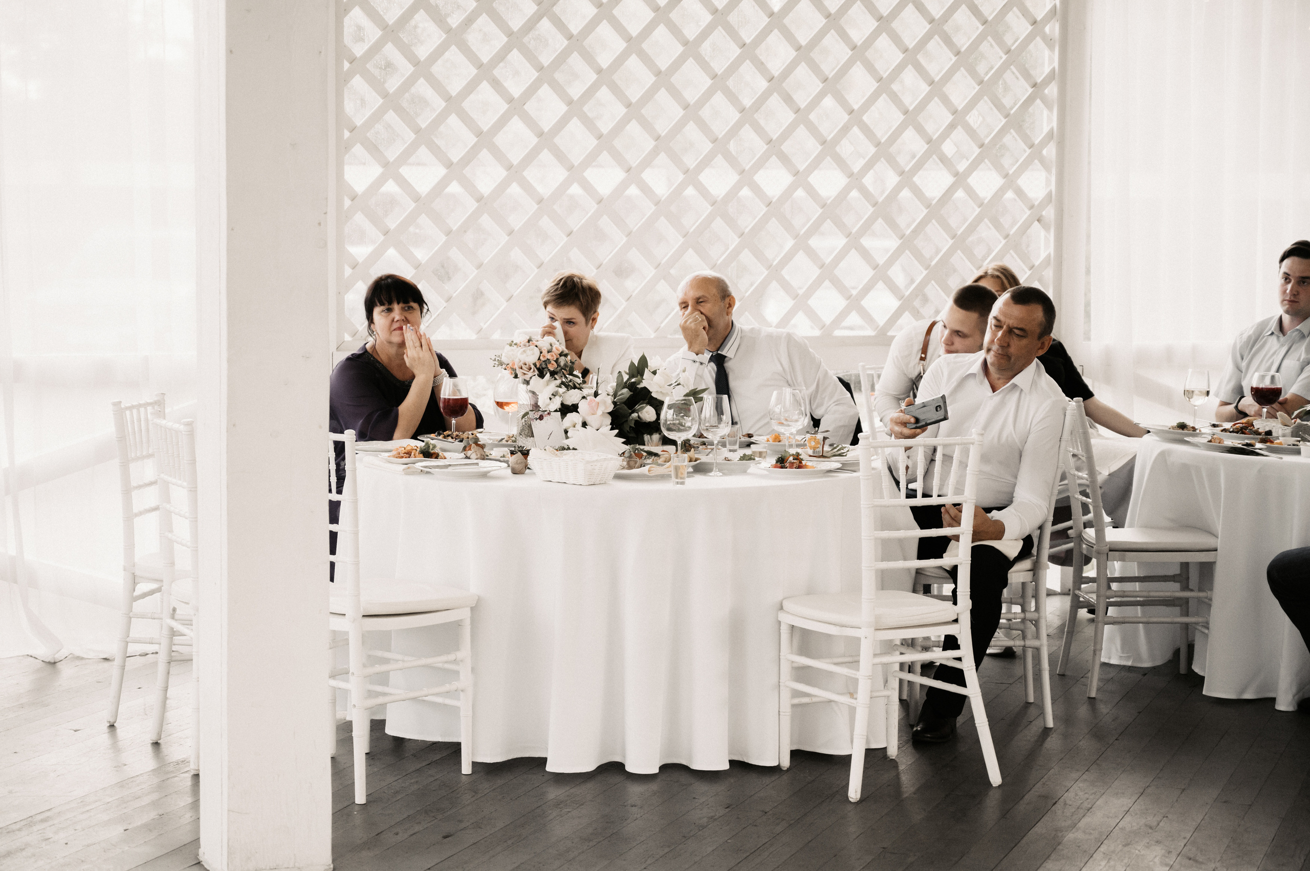 Счастье у озера. Свадебный фотограф Александр Давыдов