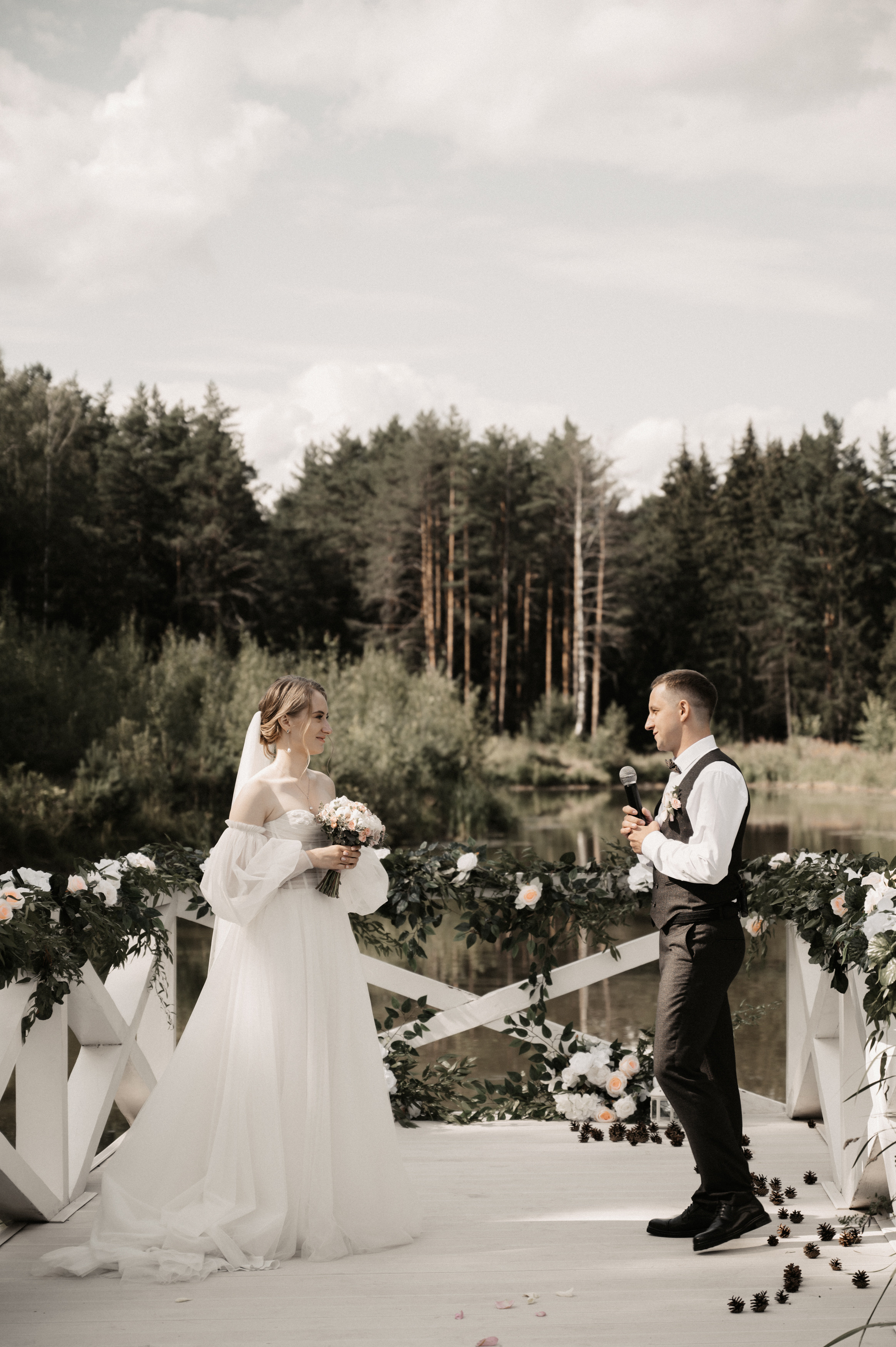Счастье у озера. Свадебный фотограф Александр Давыдов