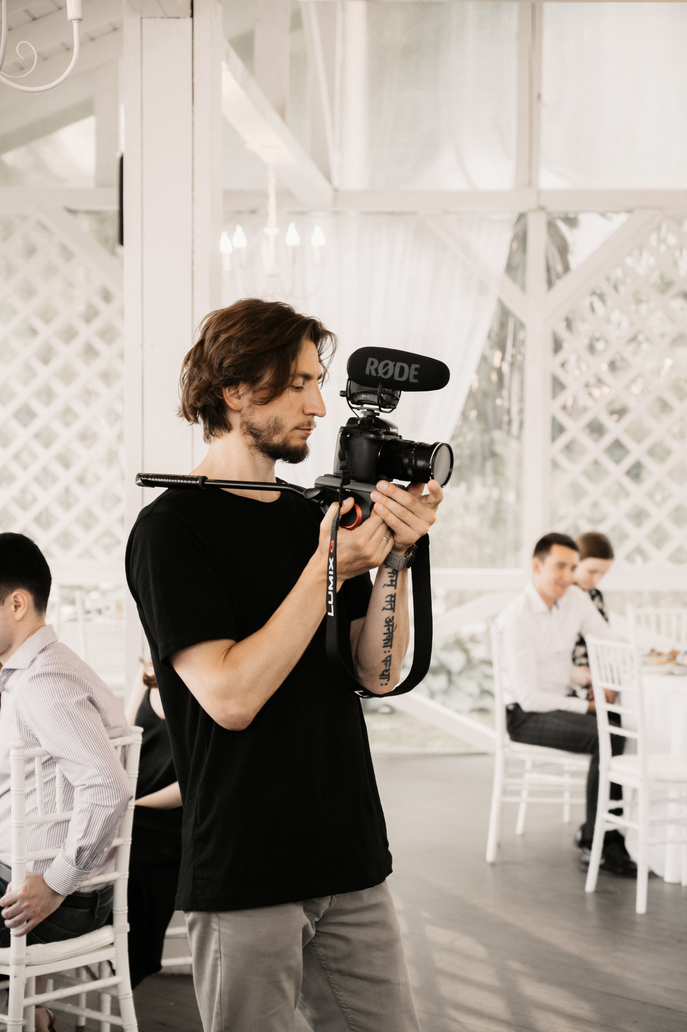 Счастье у озера. Свадебный фотограф Александр Давыдов