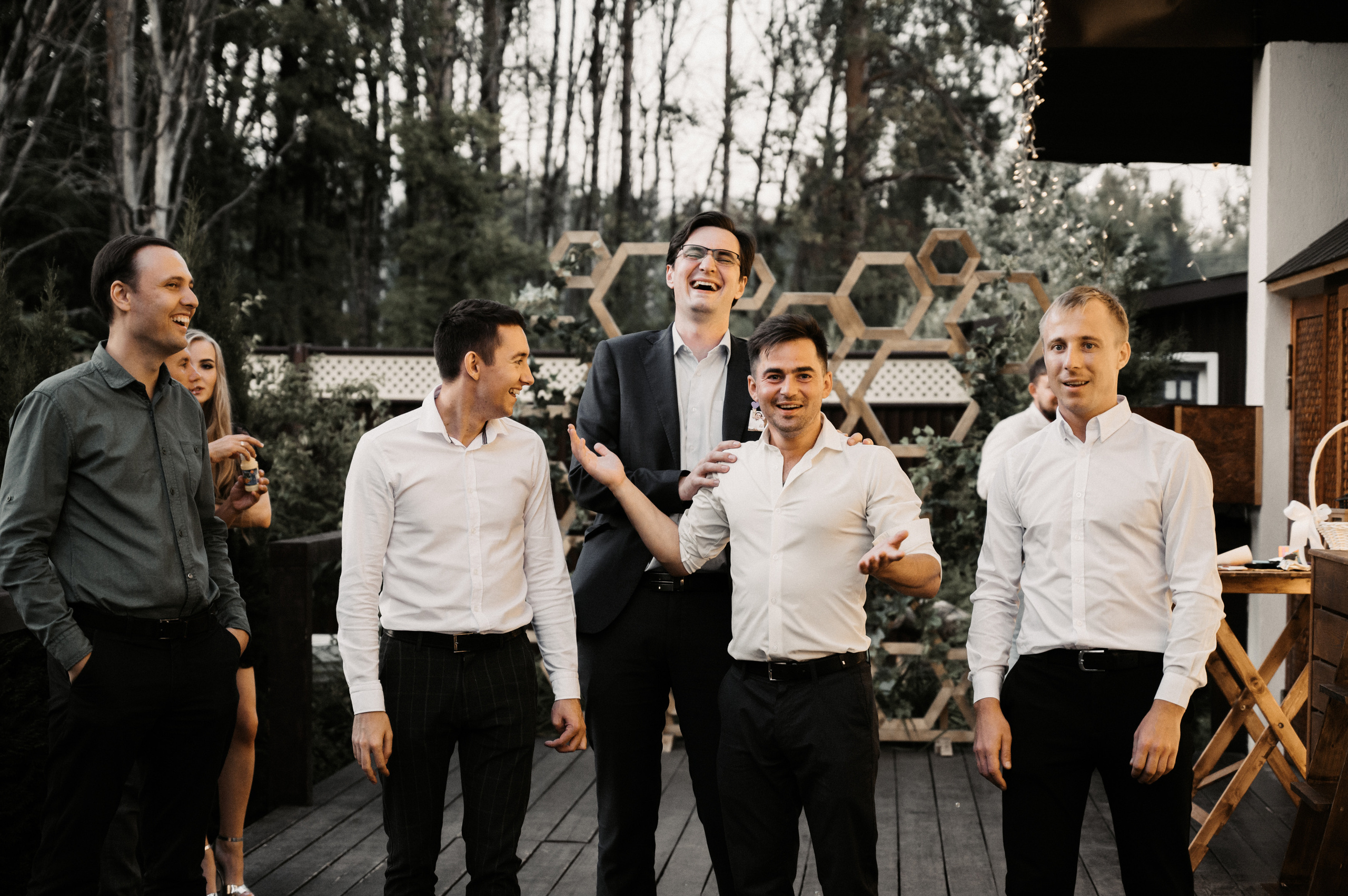 Счастье у озера. Свадебный фотограф Александр Давыдов