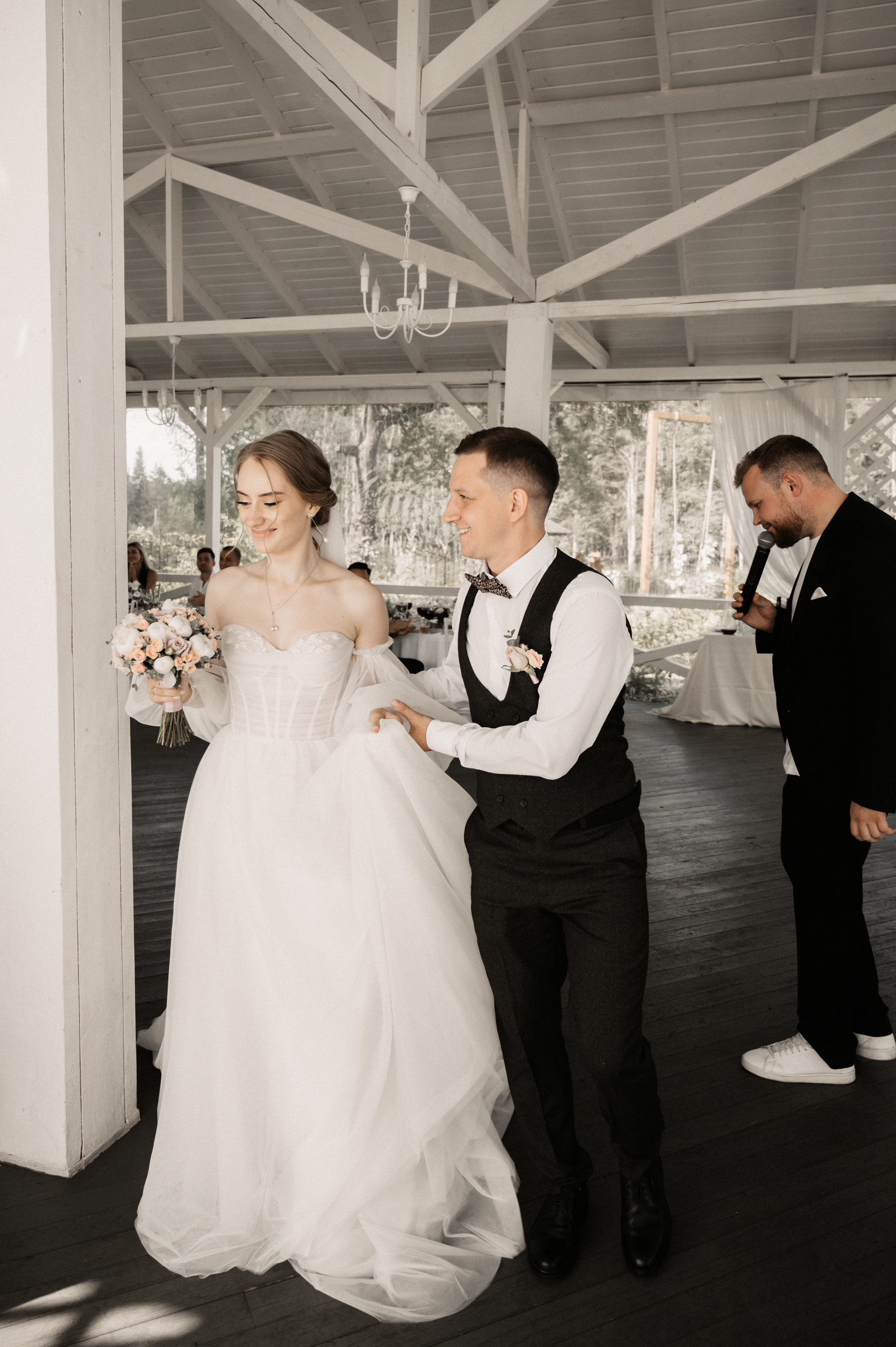 Счастье у озера. Свадебный фотограф Александр Давыдов