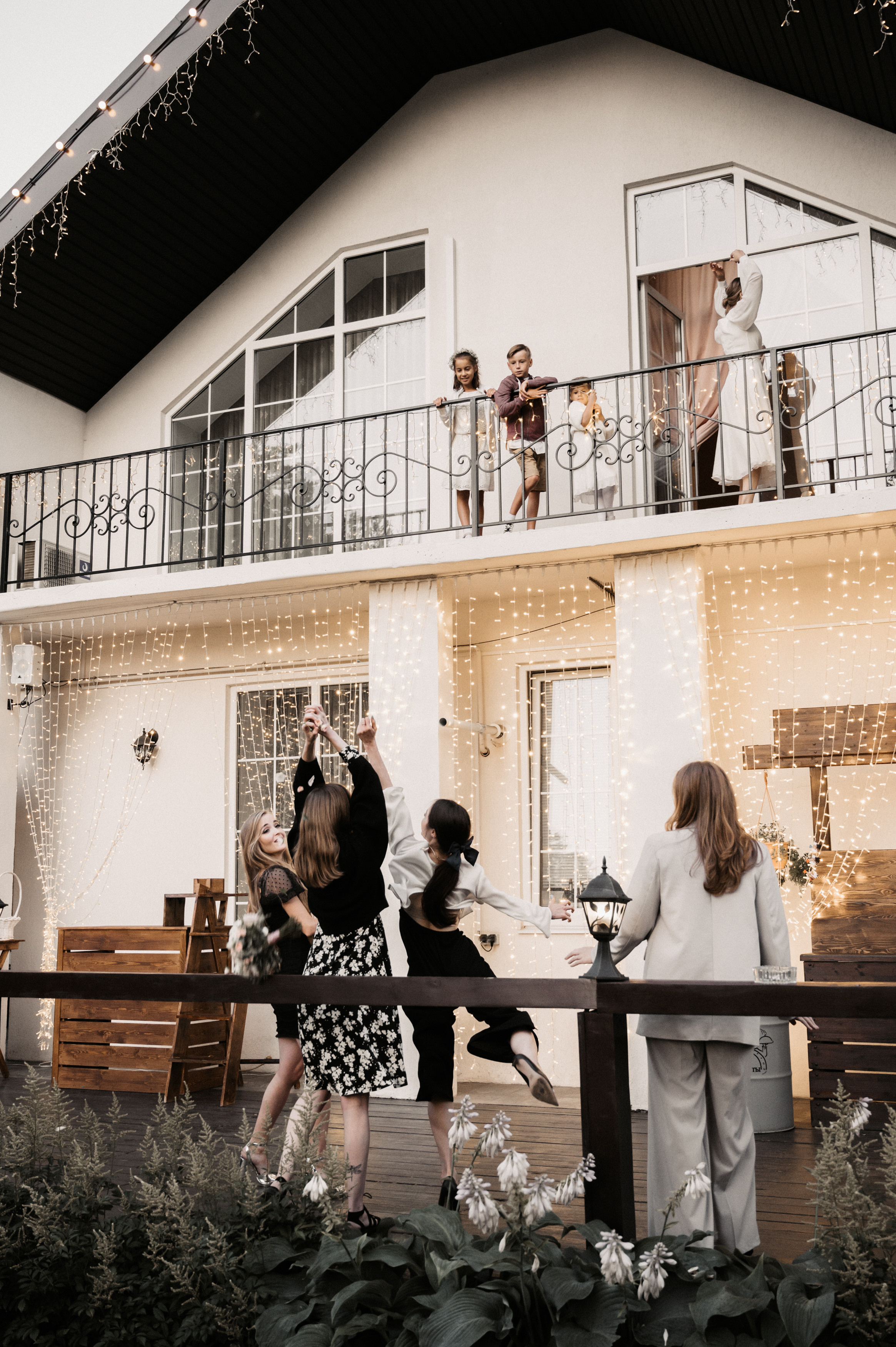 Счастье у озера. Свадебный фотограф Александр Давыдов