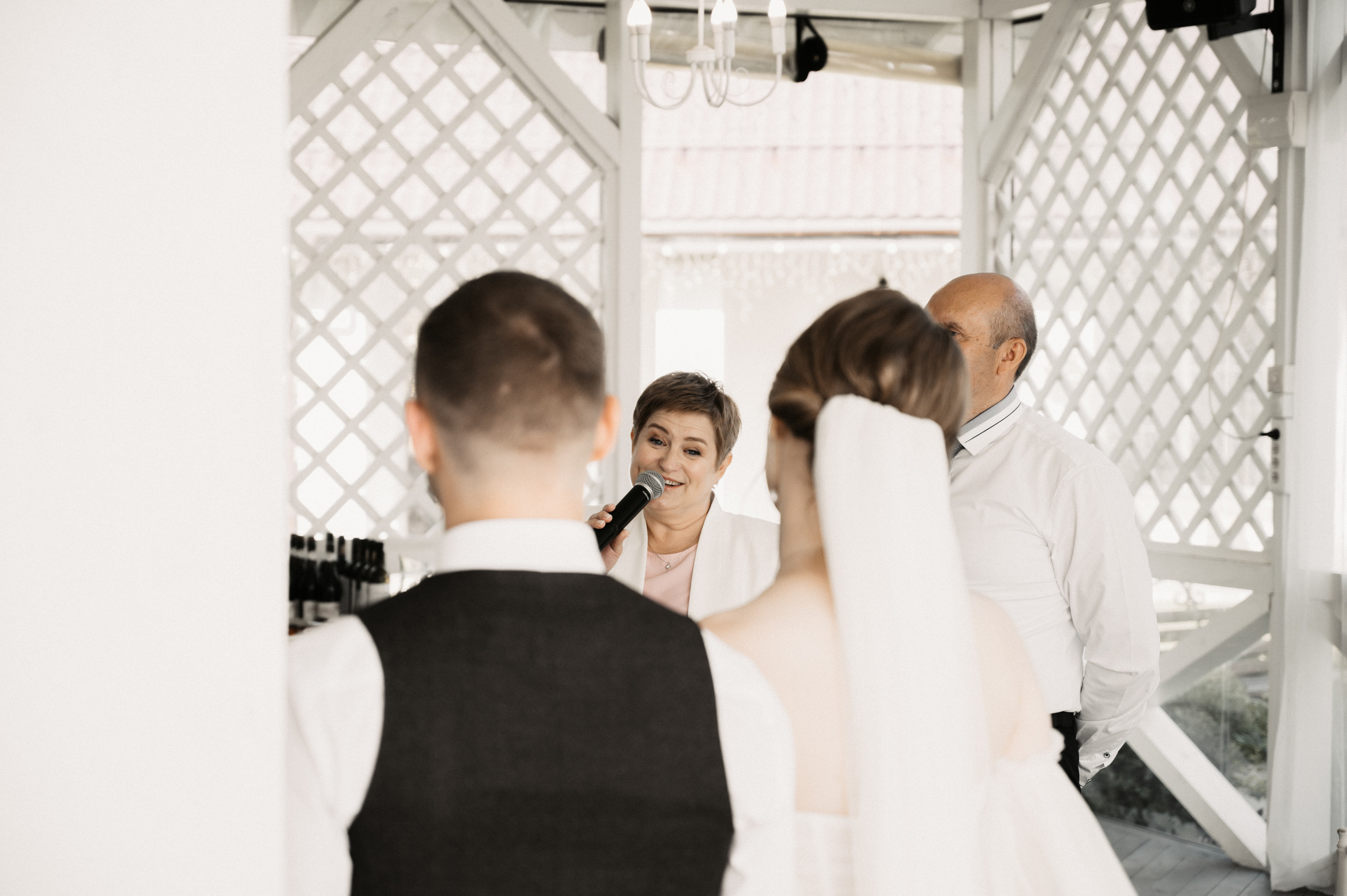 Счастье у озера. Свадебный фотограф Александр Давыдов