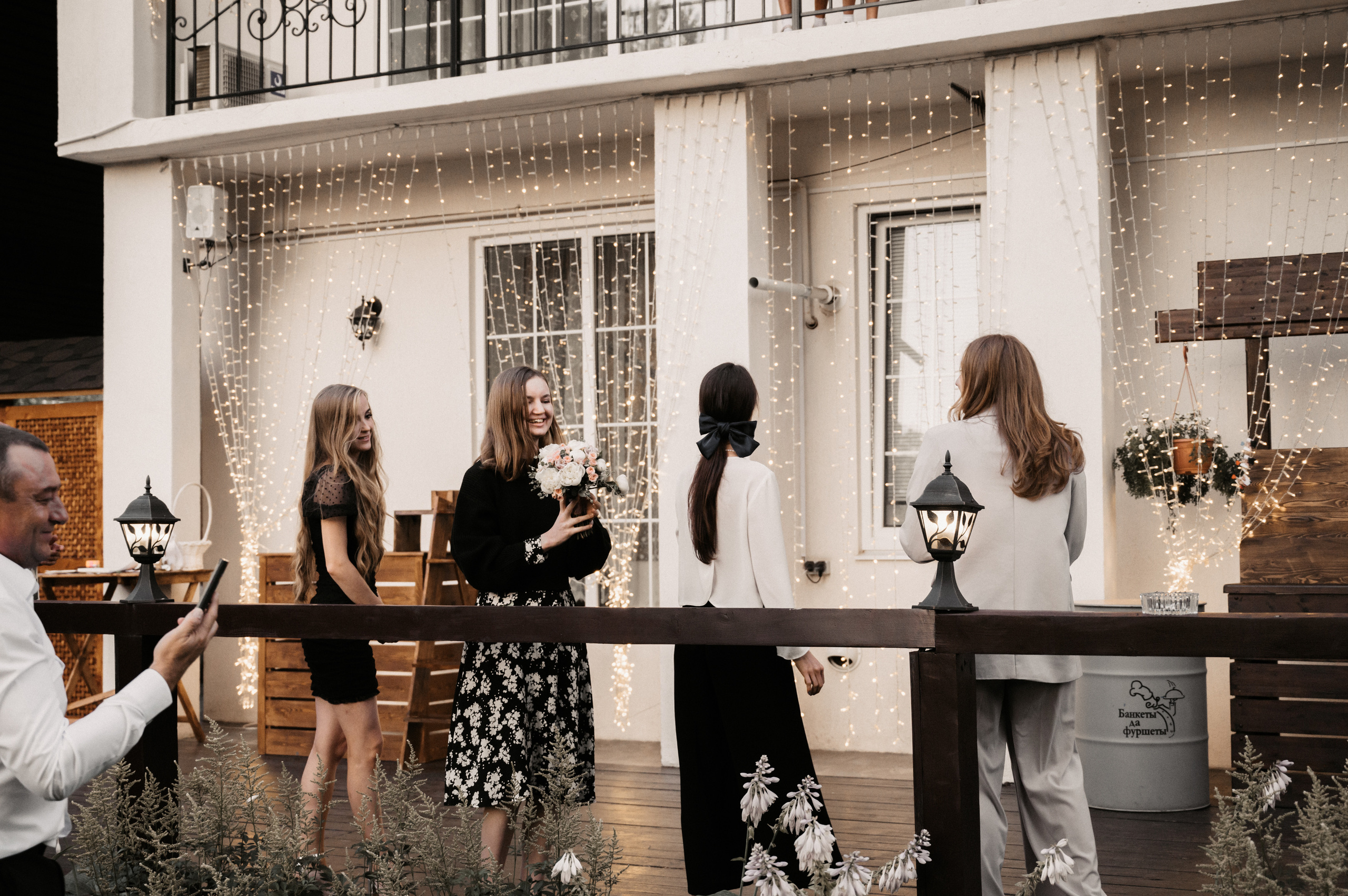 Счастье у озера. Свадебный фотограф Александр Давыдов