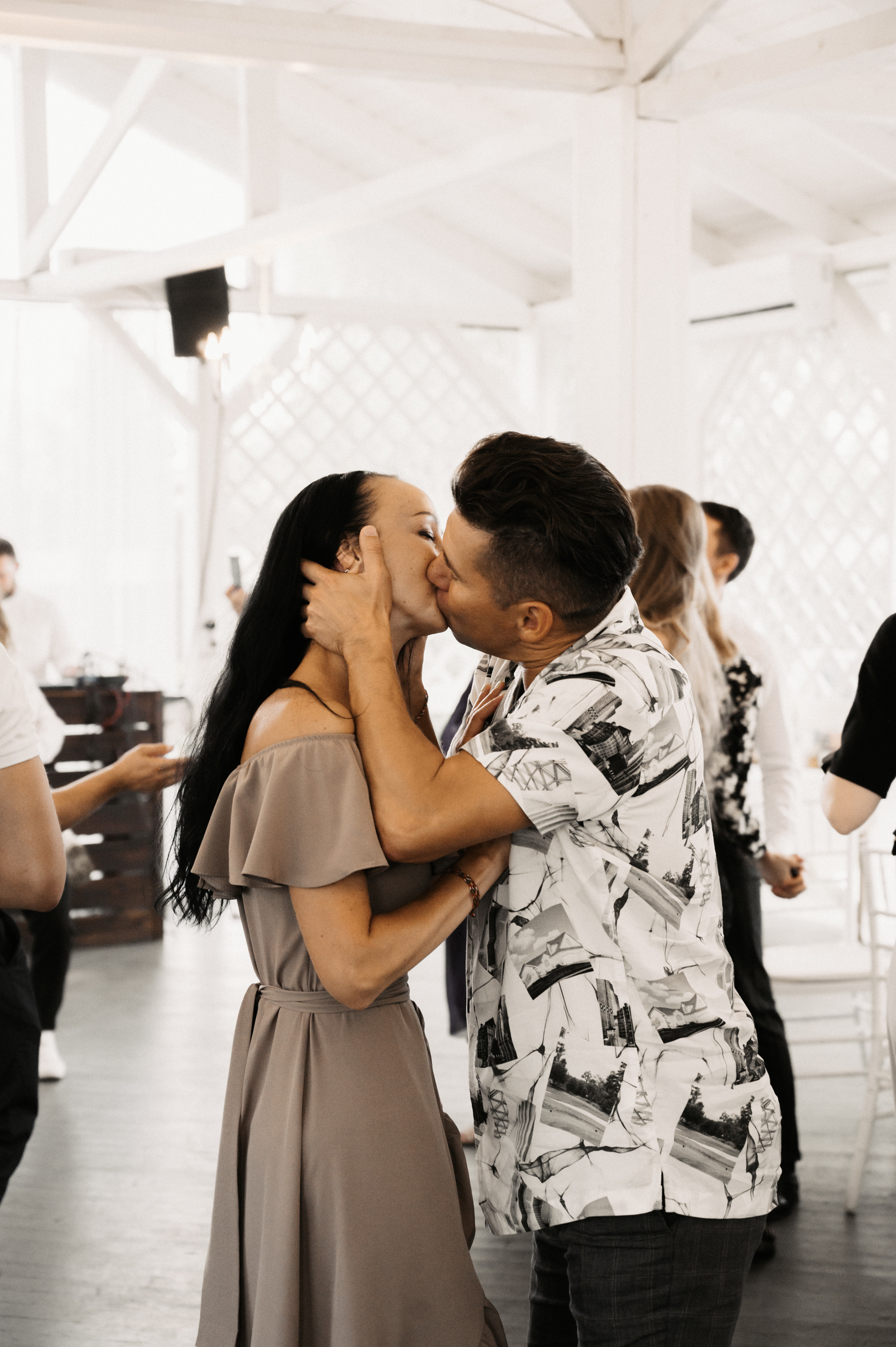 Счастье у озера. Свадебный фотограф Александр Давыдов