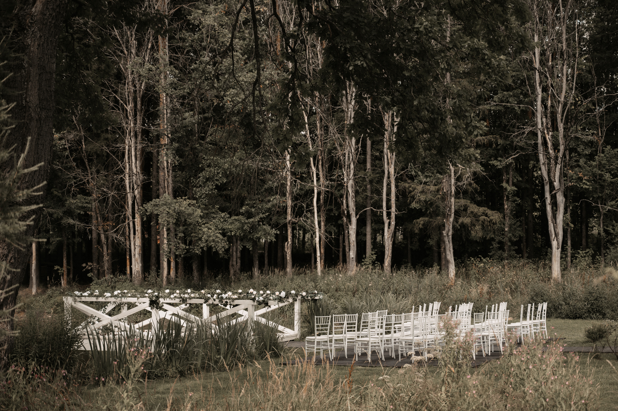 Счастье у озера. Свадебный фотограф Александр Давыдов
