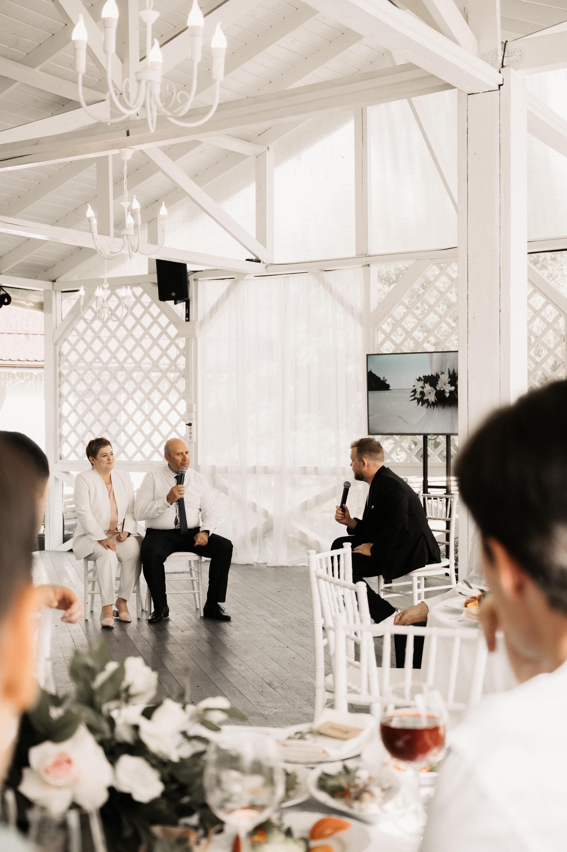 Счастье у озера. Свадебный фотограф Александр Давыдов