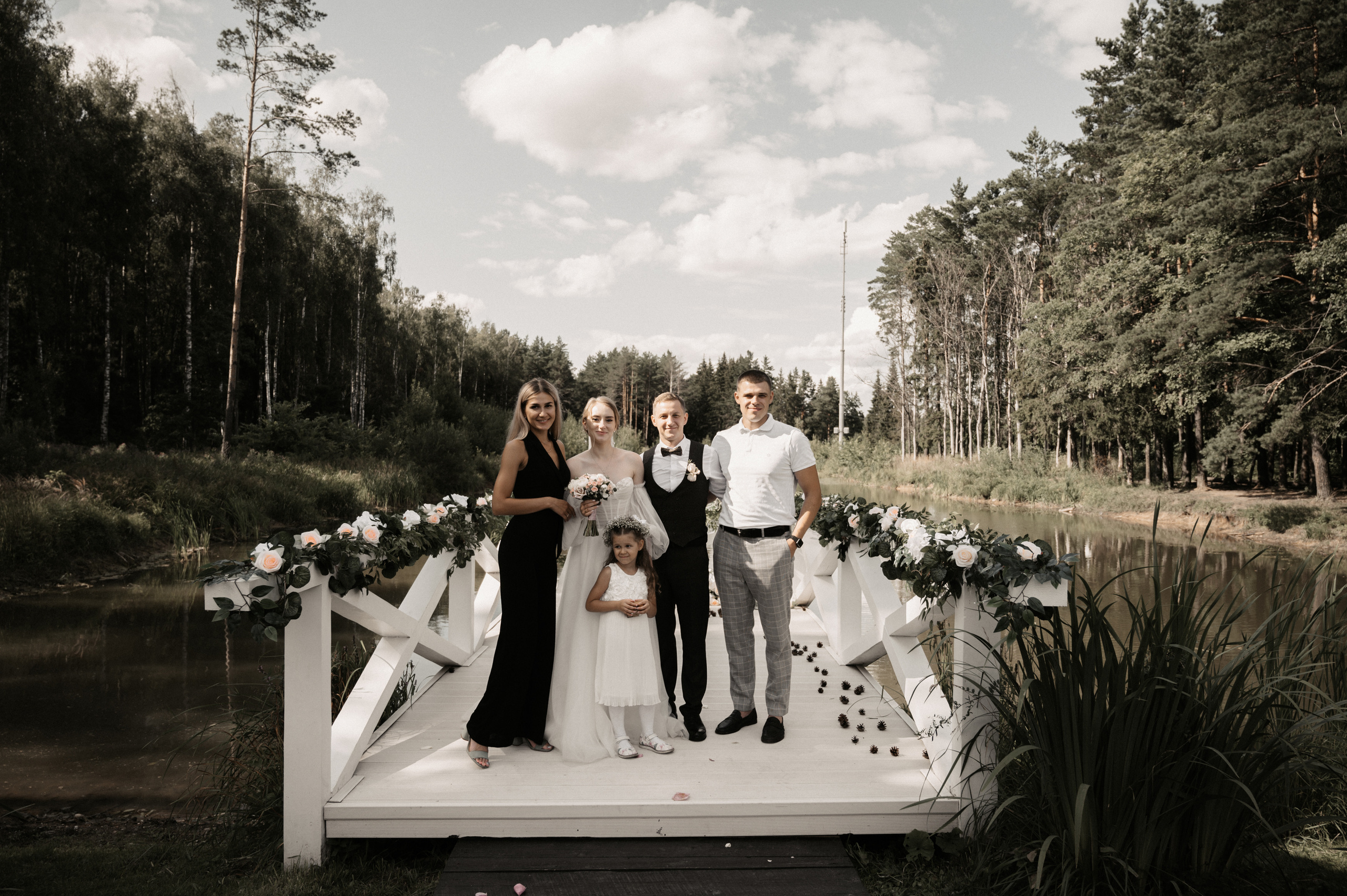 Счастье у озера. Свадебный фотограф Александр Давыдов