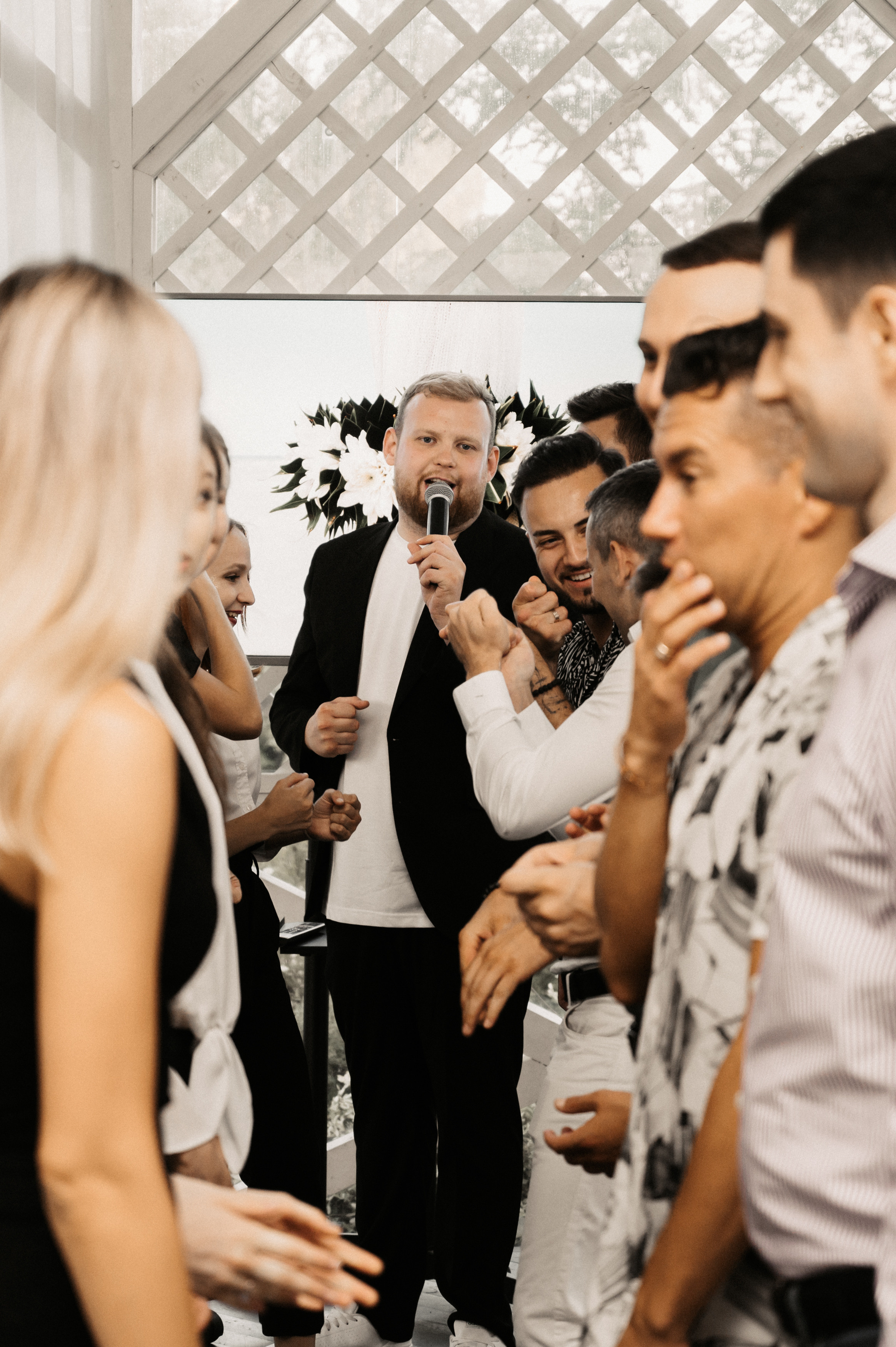 Счастье у озера. Свадебный фотограф Александр Давыдов