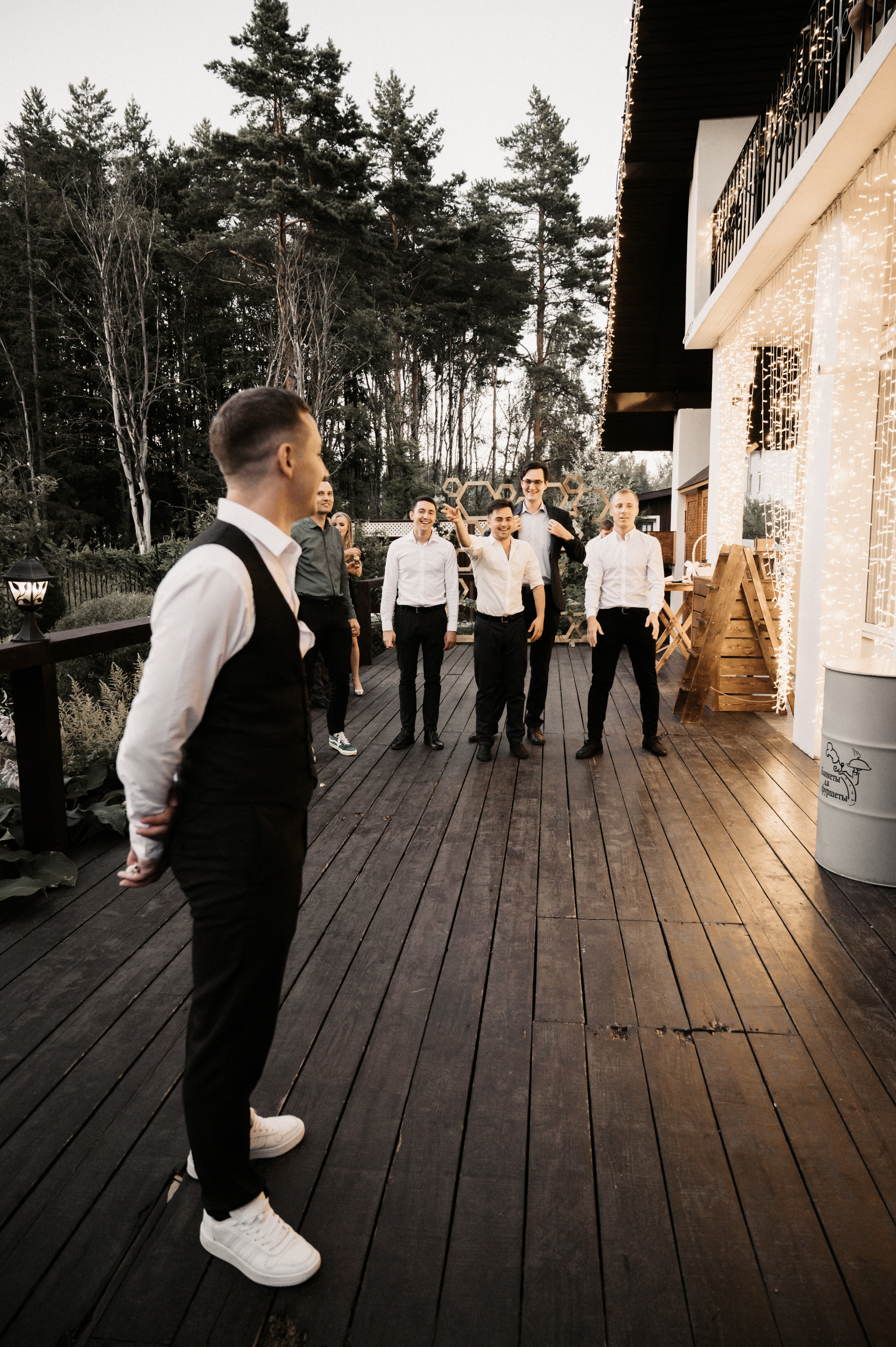 Счастье у озера. Свадебный фотограф Александр Давыдов