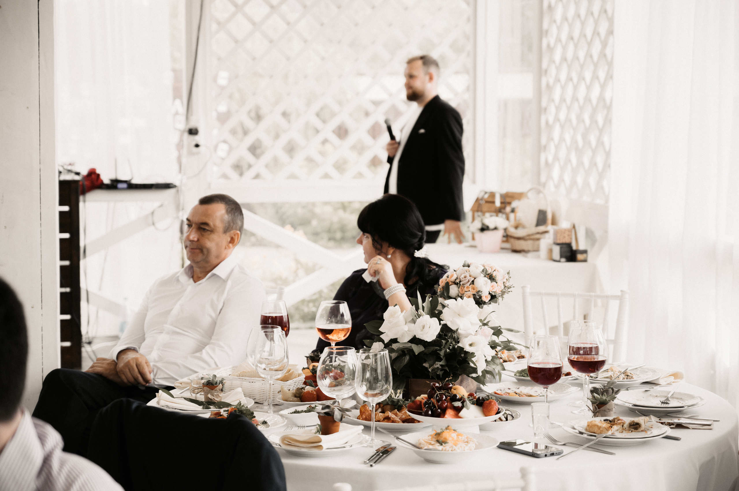 Счастье у озера. Свадебный фотограф Александр Давыдов