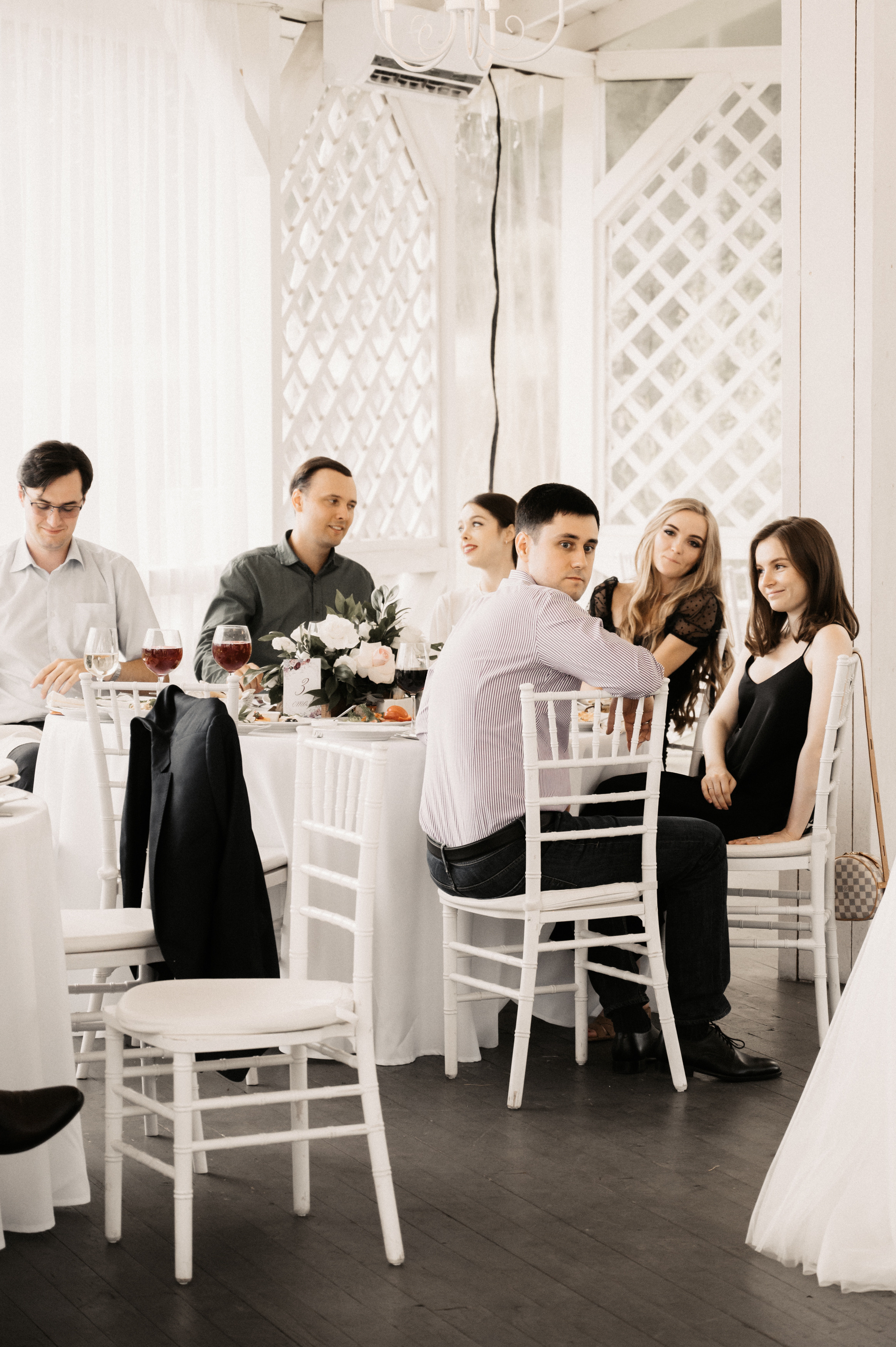 Счастье у озера. Свадебный фотограф Александр Давыдов