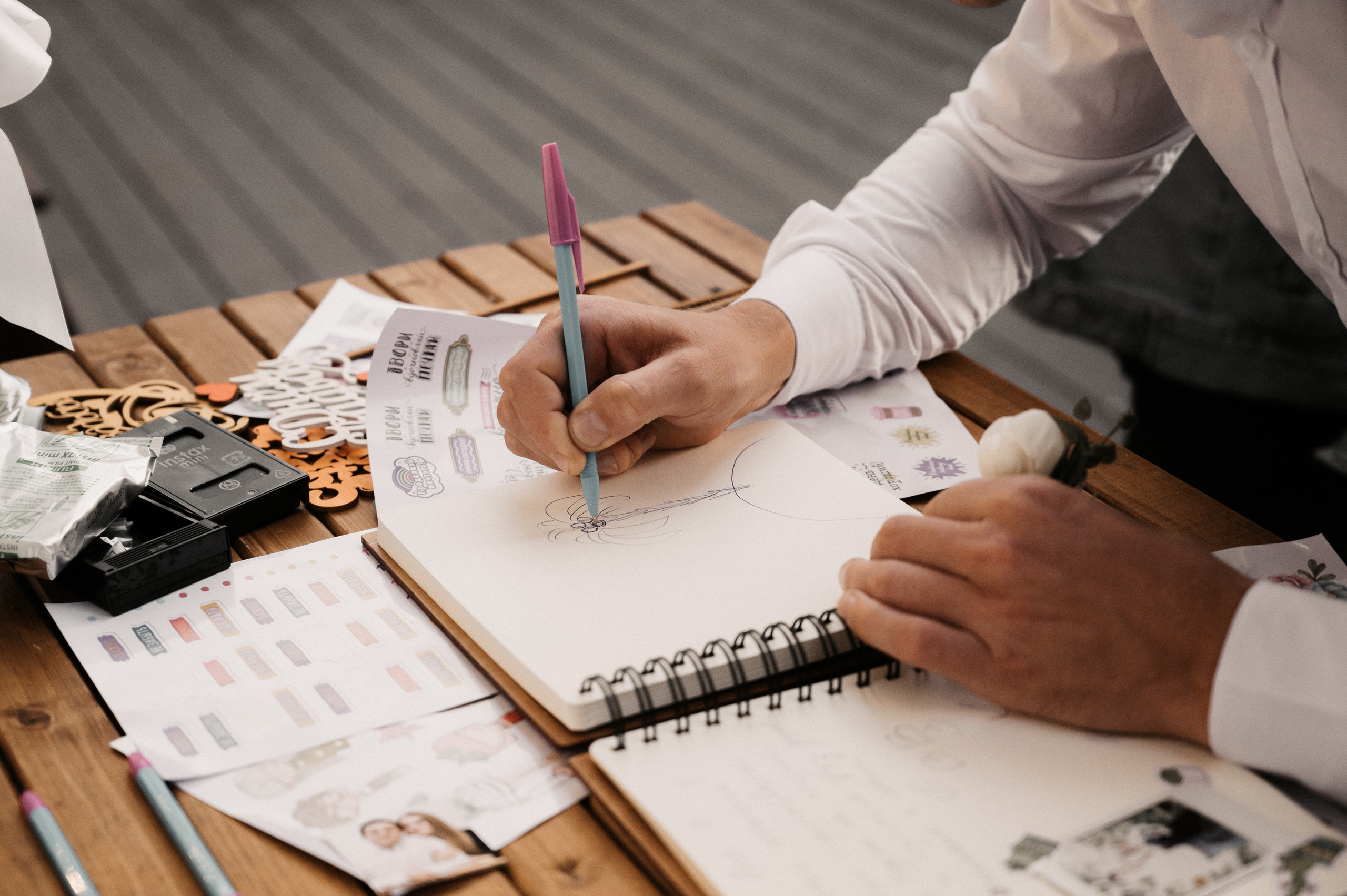 Счастье у озера. Свадебный фотограф Александр Давыдов
