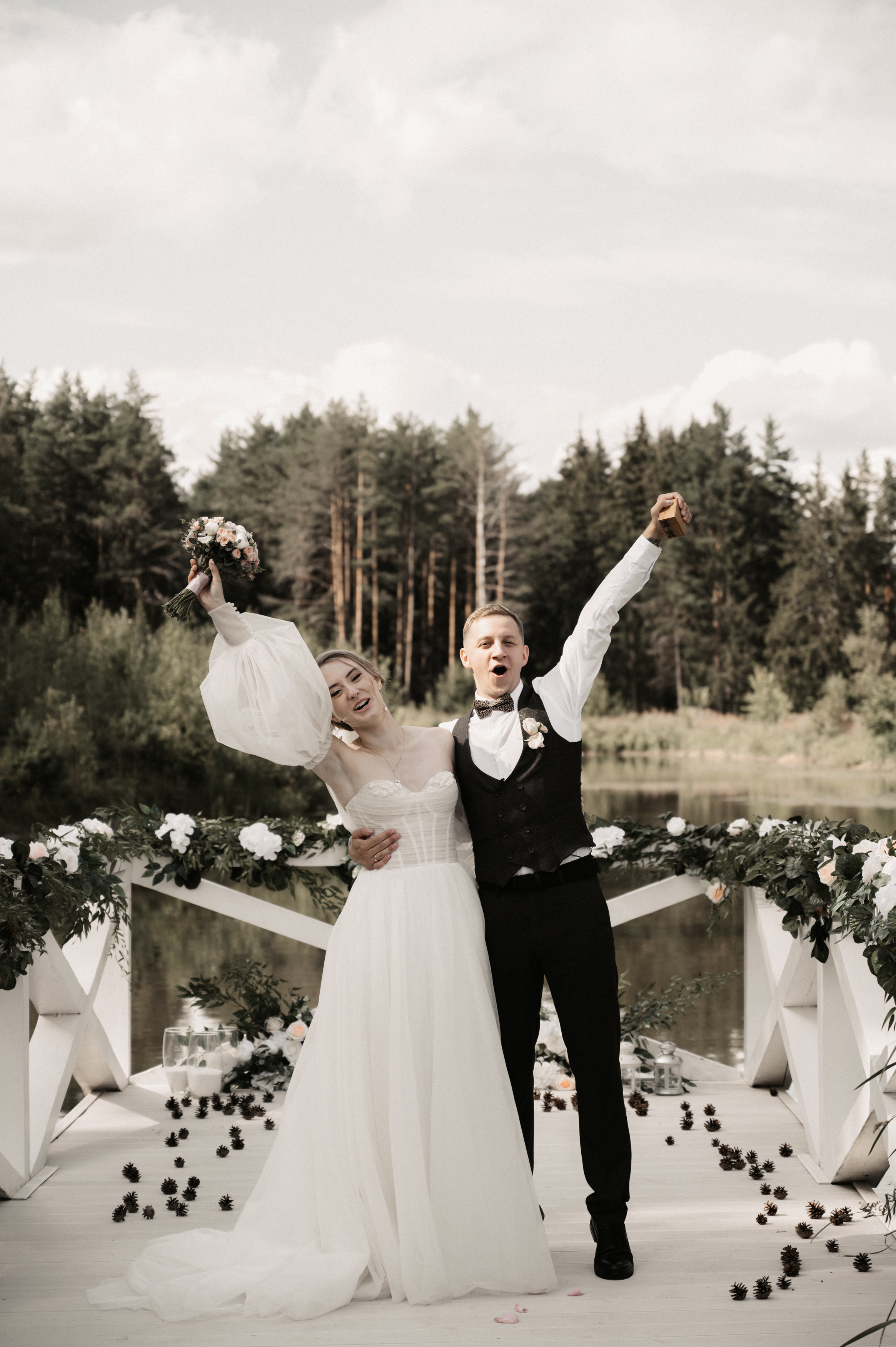 Счастье у озера. Свадебный фотограф Александр Давыдов