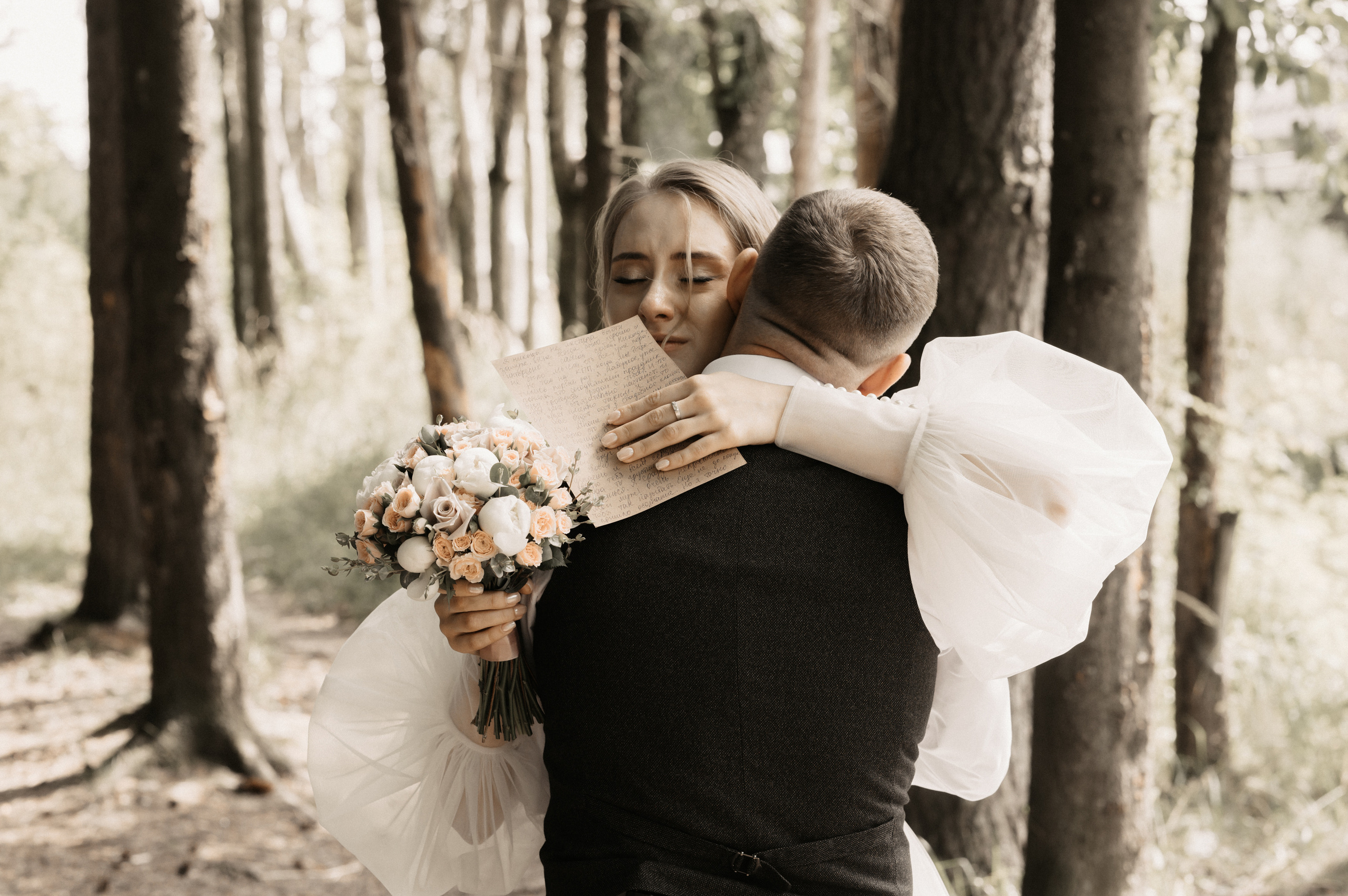 Счастье у озера. Свадебный фотограф Александр Давыдов