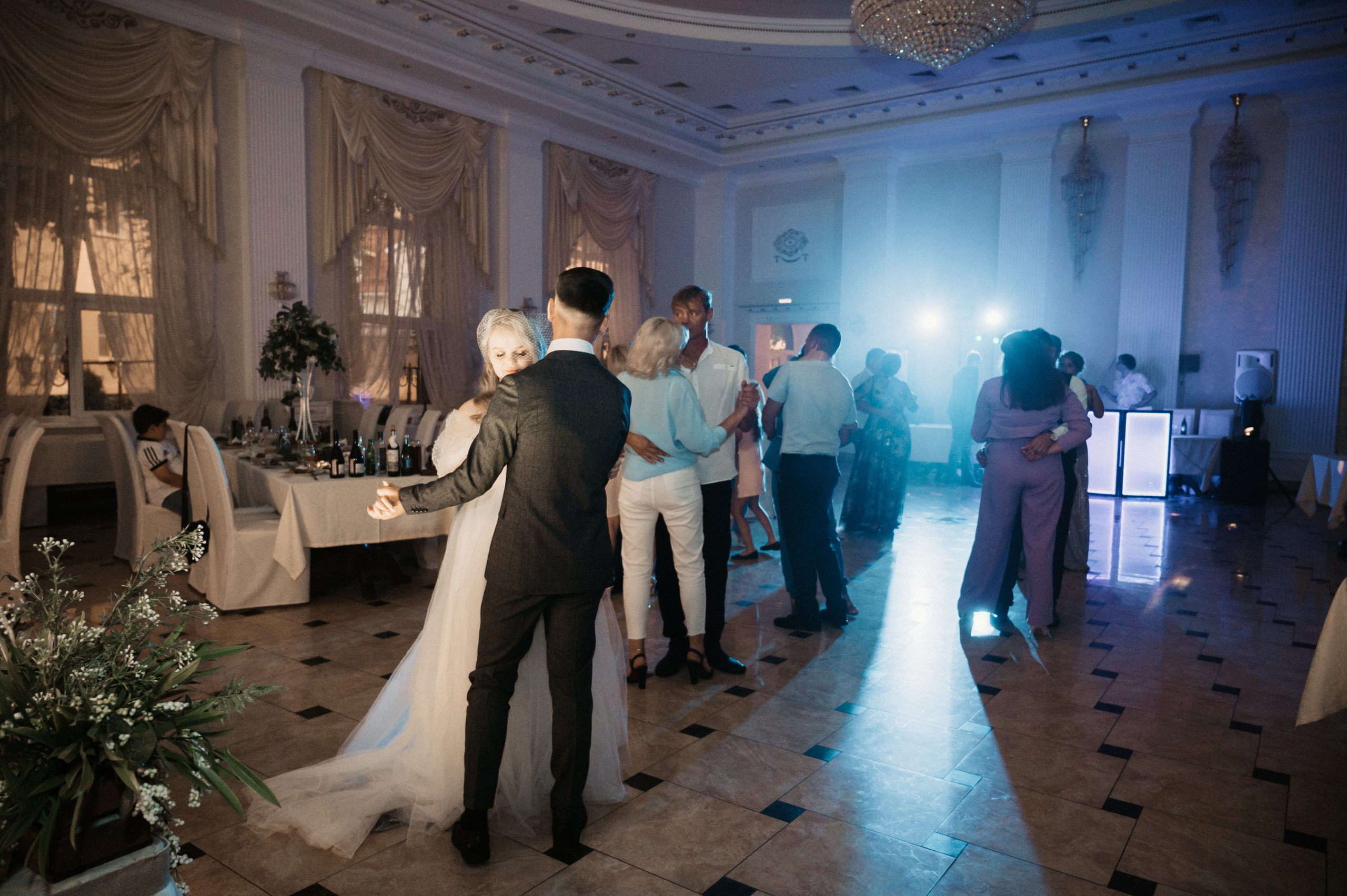 Жить в кайф. Свадебный фотограф Александр Давыдов