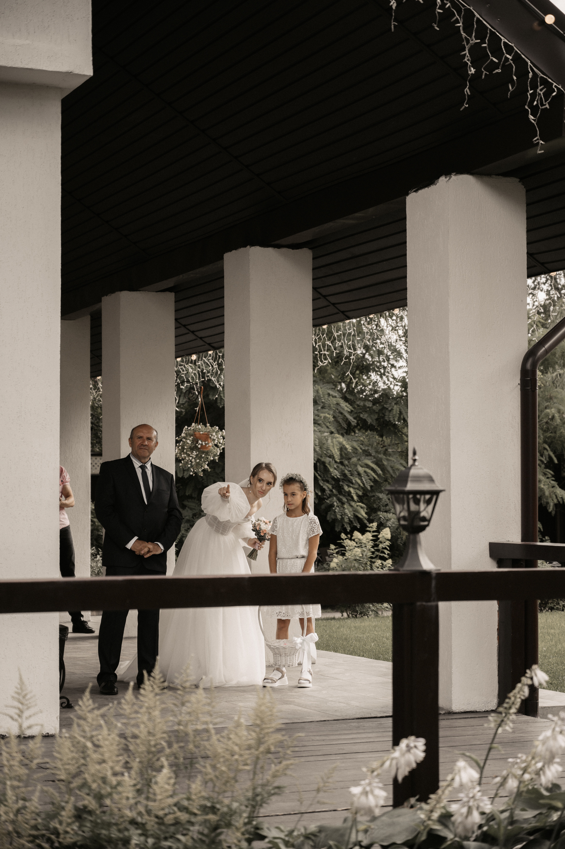 Счастье у озера. Свадебный фотограф Александр Давыдов