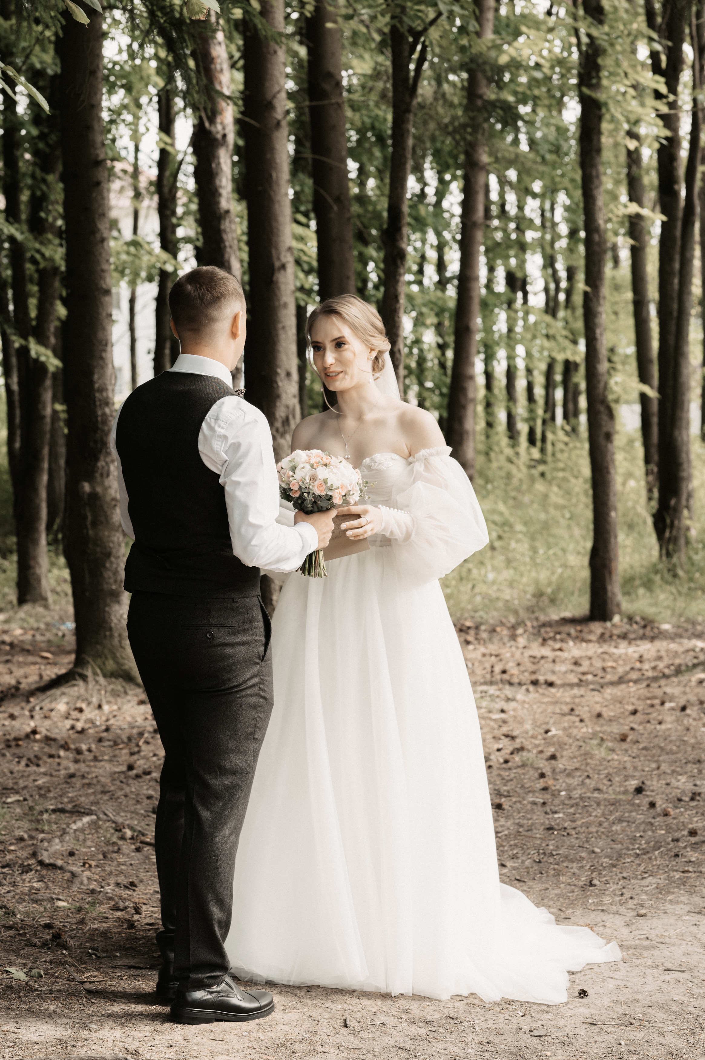 Счастье у озера. Свадебный фотограф Александр Давыдов