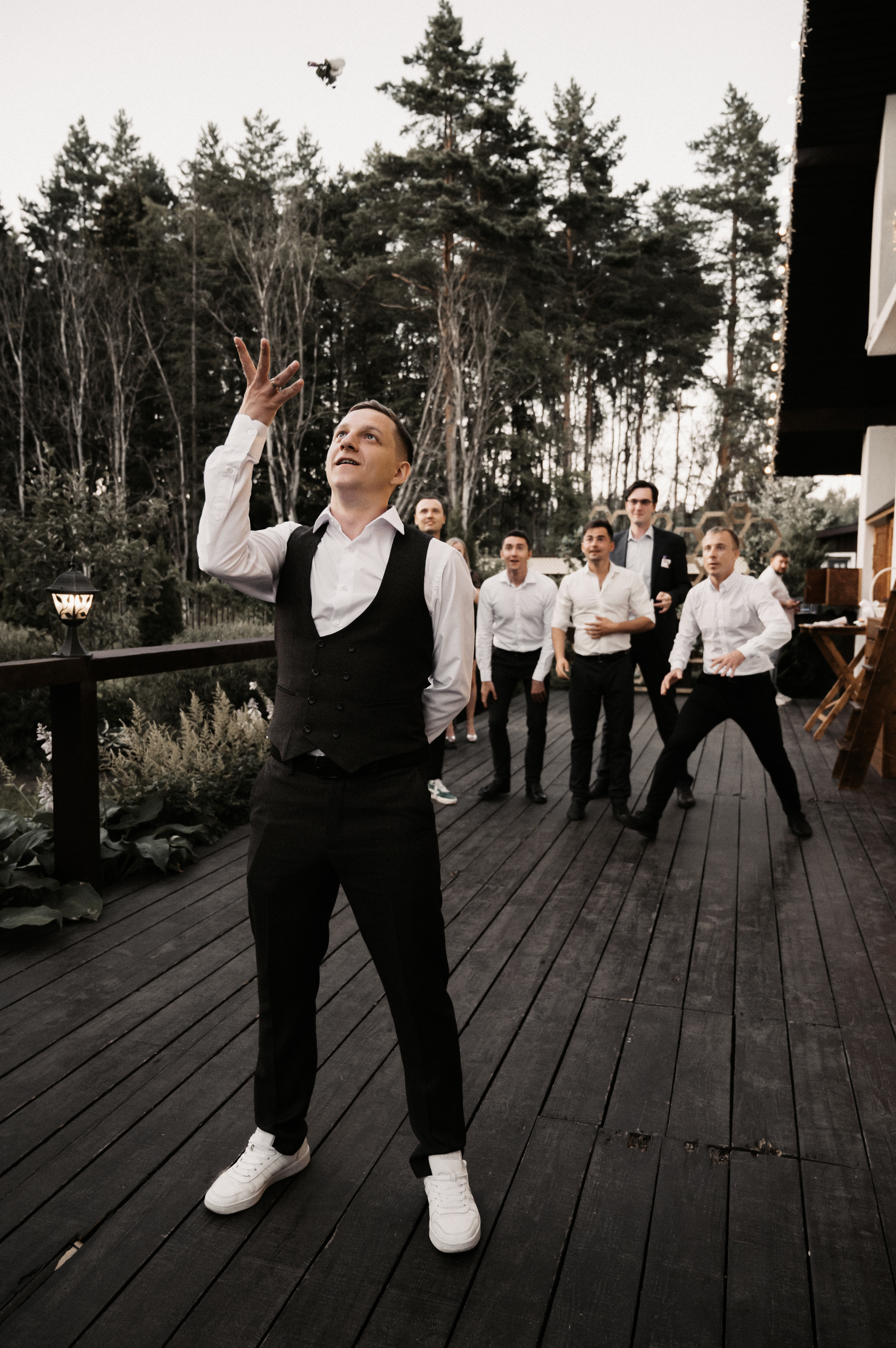 Счастье у озера. Свадебный фотограф Александр Давыдов