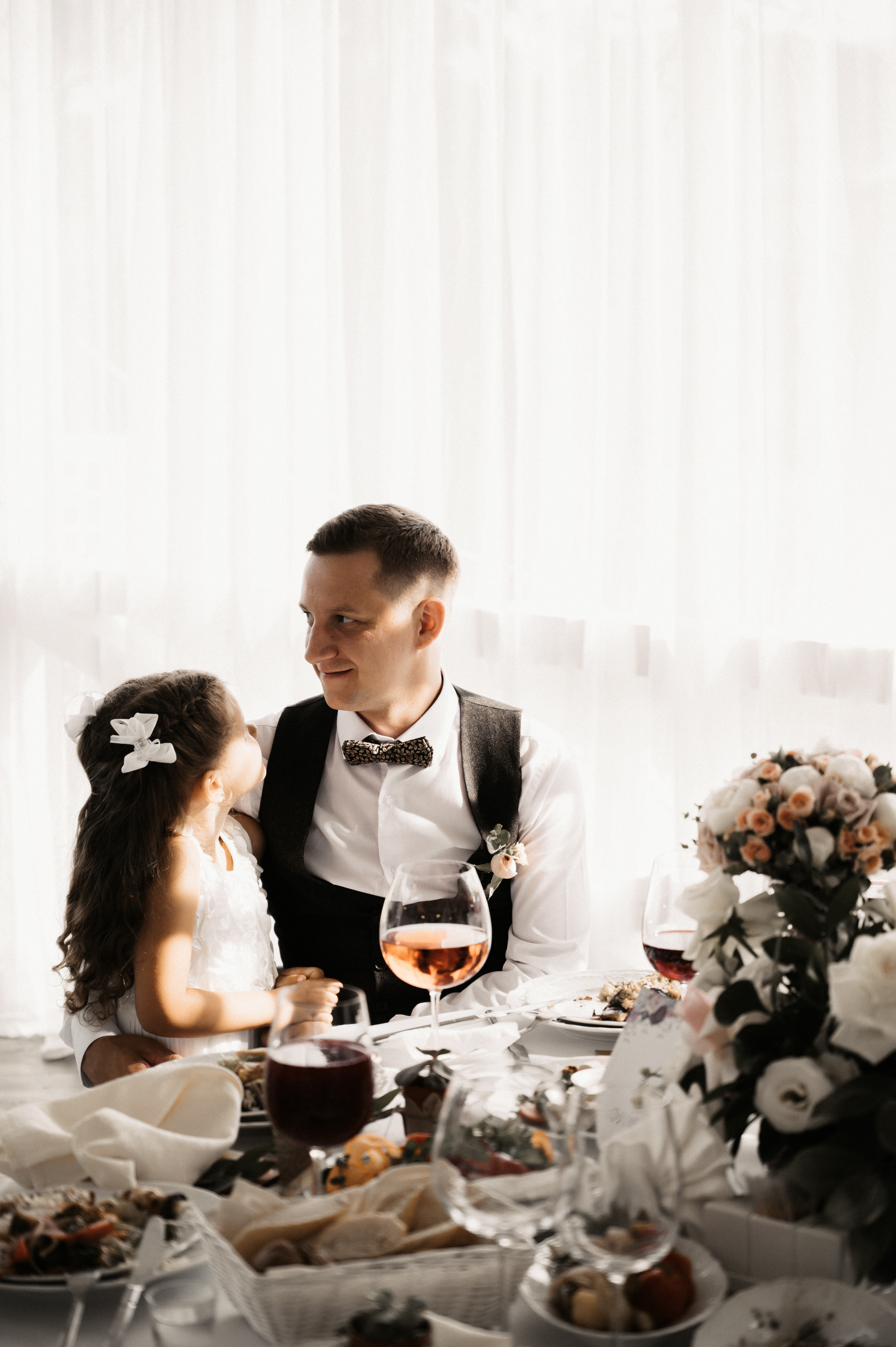 Счастье у озера. Свадебный фотограф Александр Давыдов