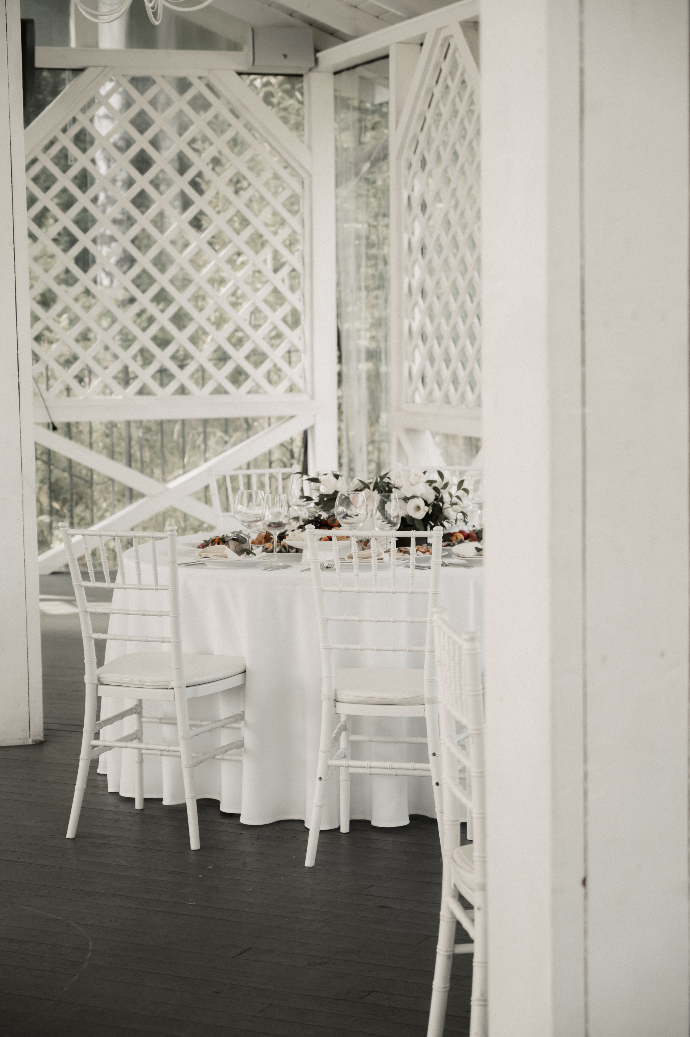 Счастье у озера. Свадебный фотограф Александр Давыдов