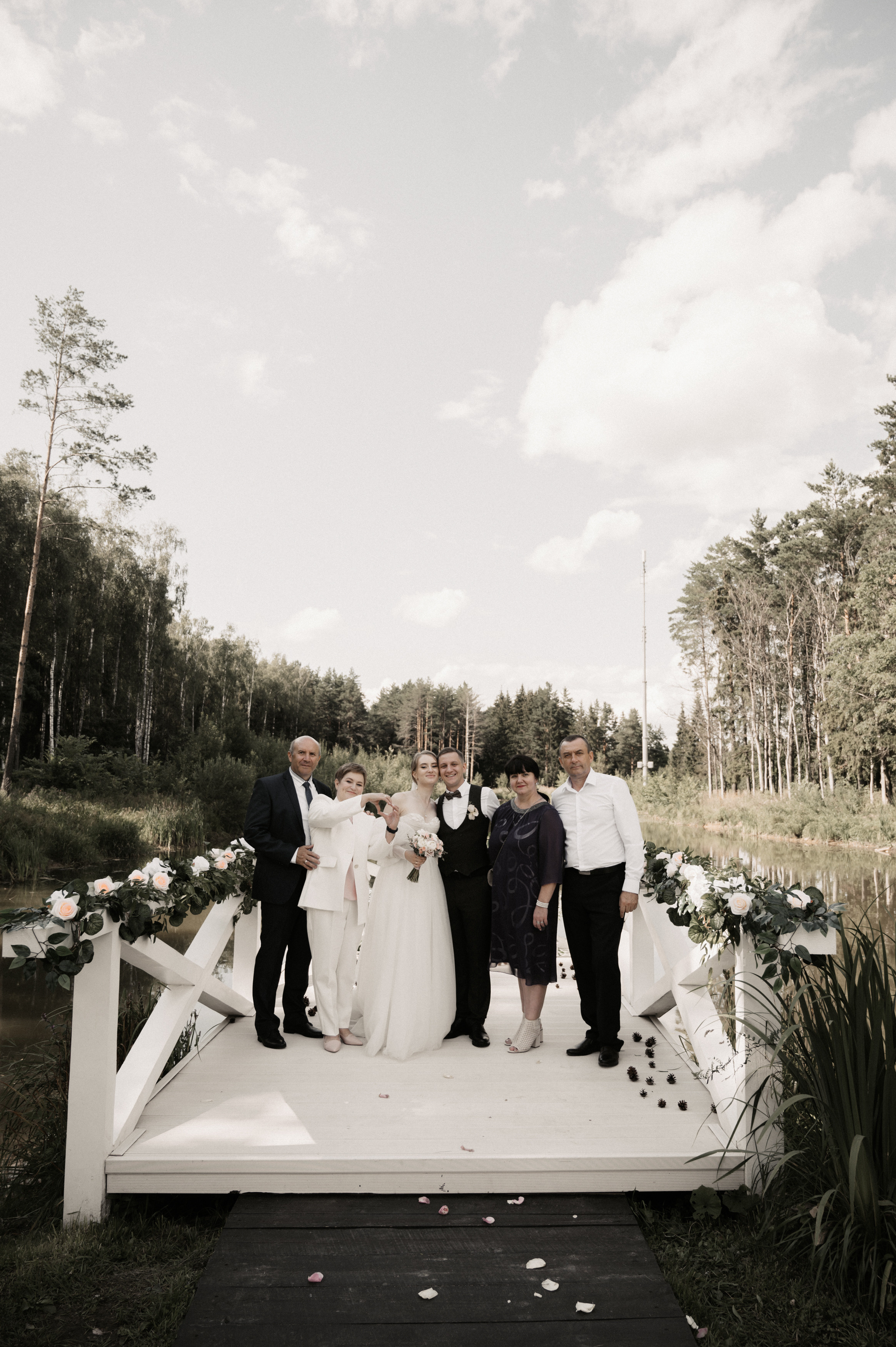 Счастье у озера. Свадебный фотограф Александр Давыдов