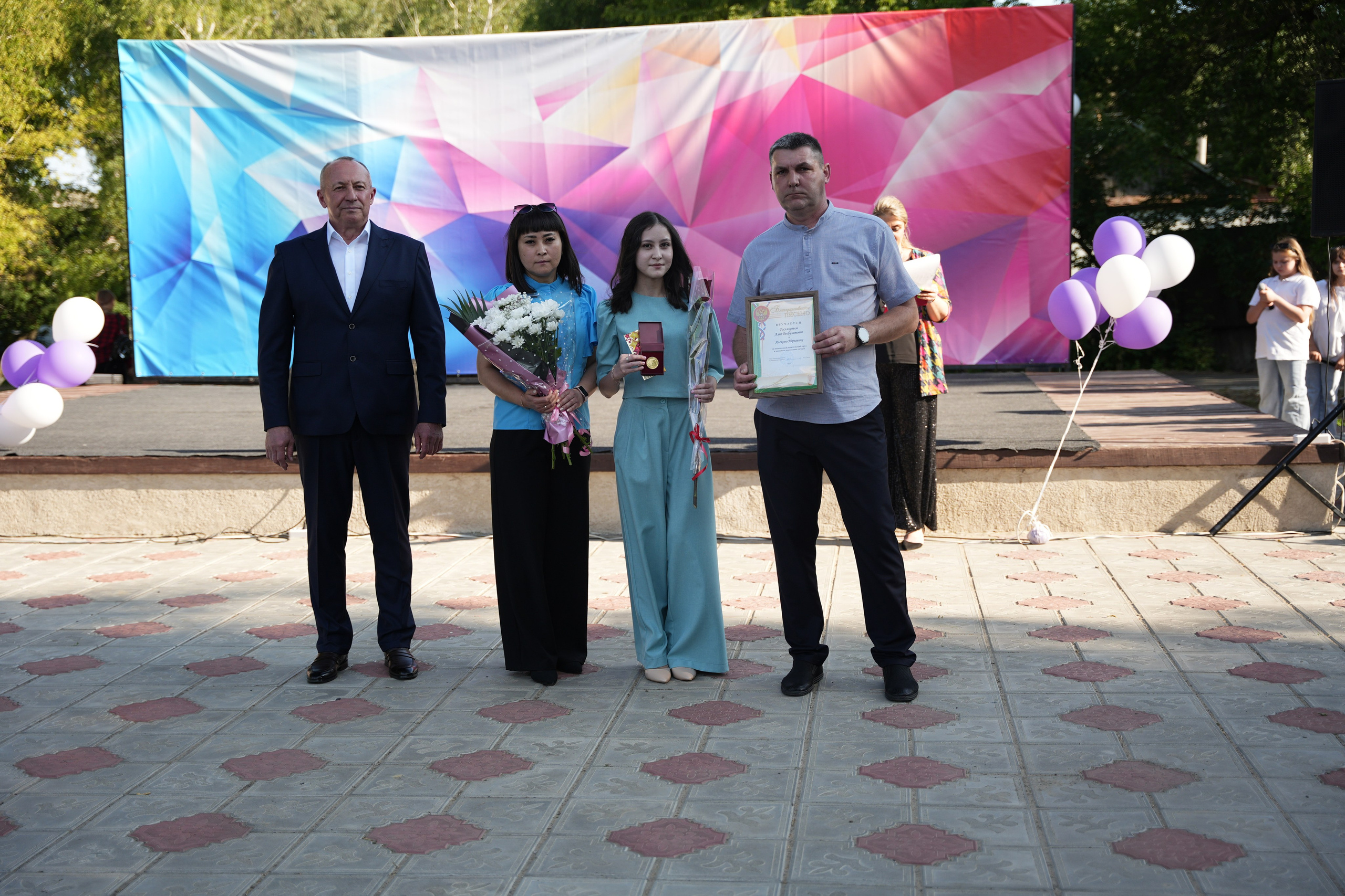 Выпускной в парке. Ольга Плаксина фотограф в Саратове