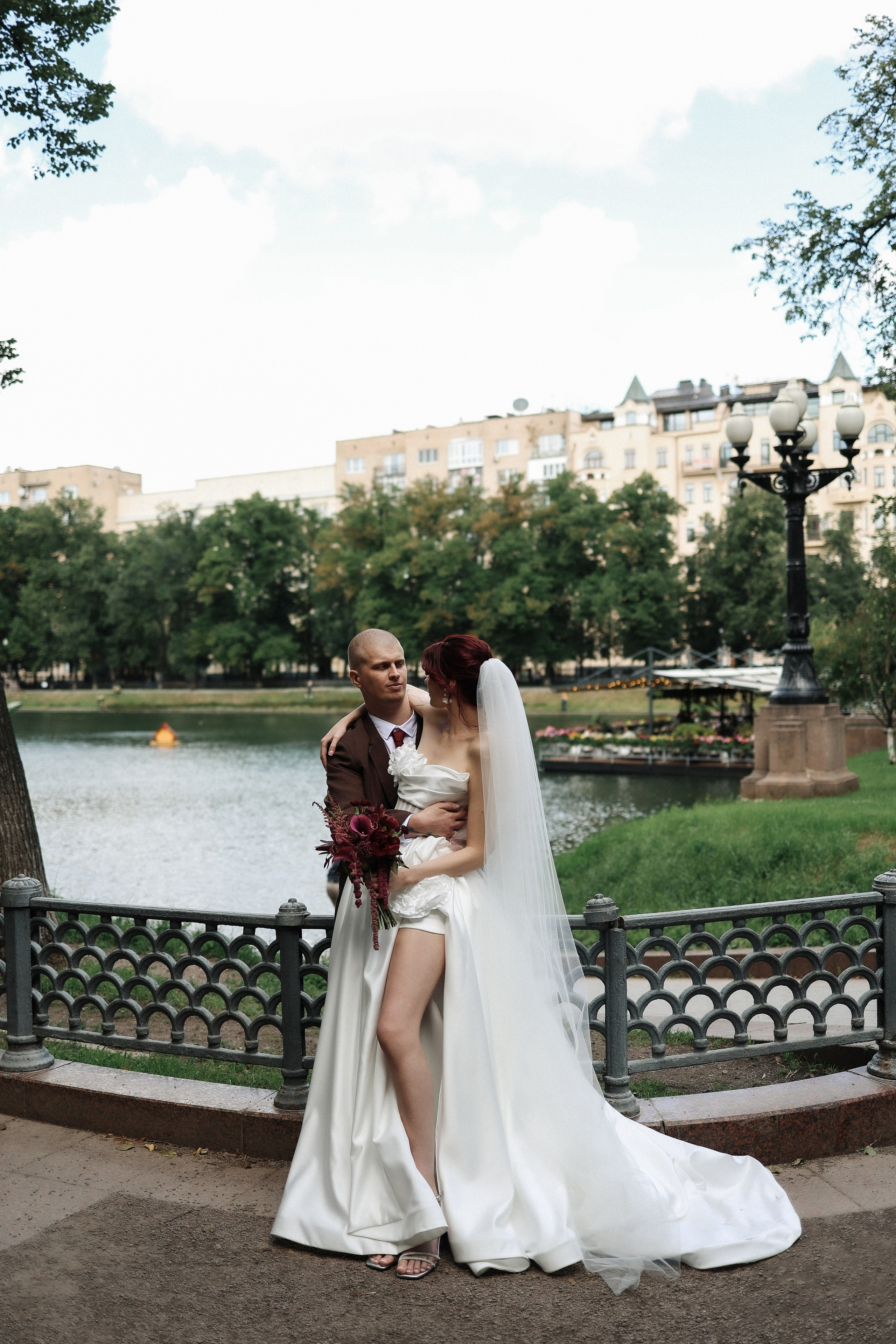 Гостиница Националь, прогулка по Патриаршим прудам. Свадебный и семейный фотограф в Москве Света Снимает