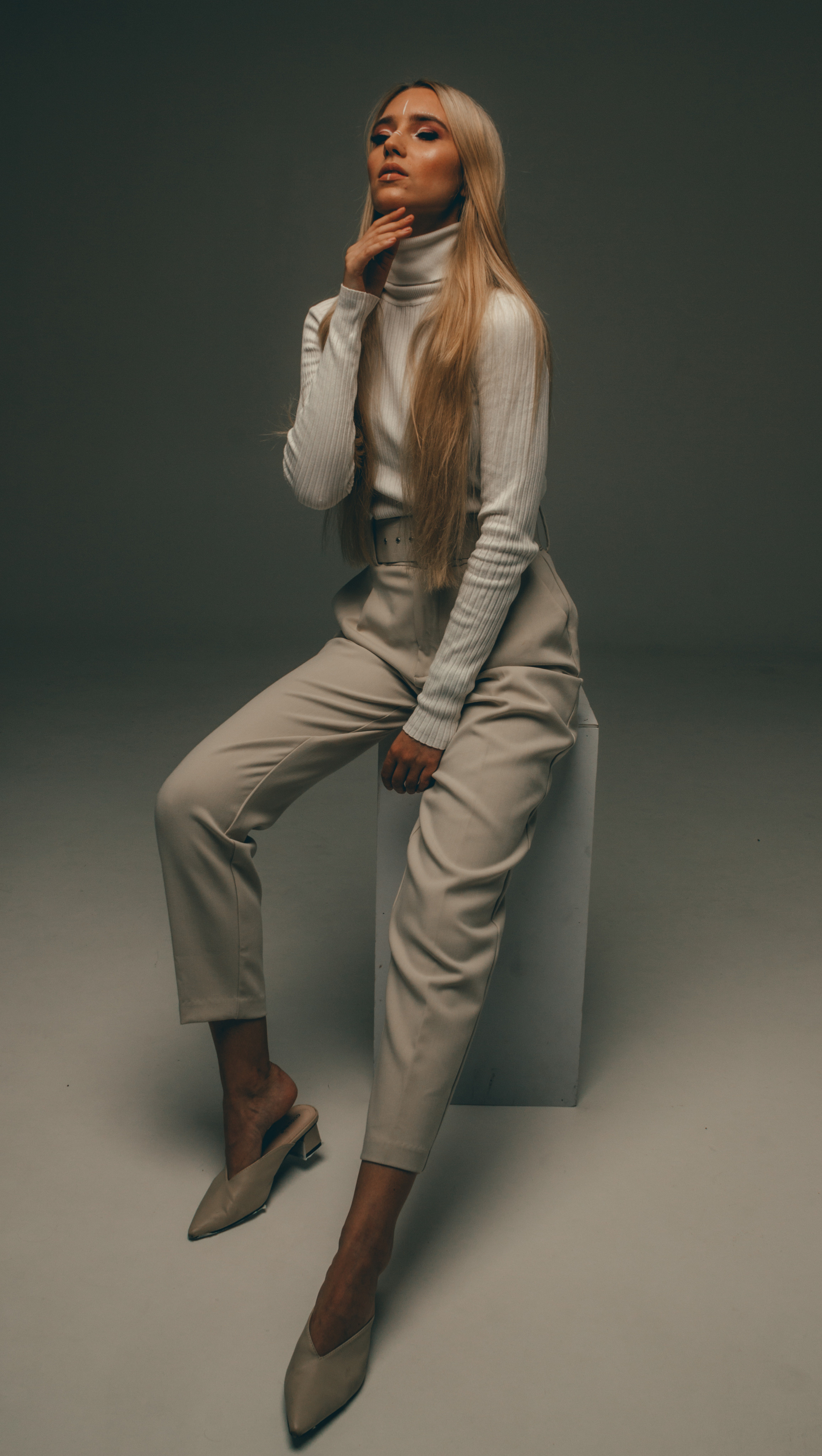 Фотосессия с искусственным освещением. Фотограф в Сочи Натали Вахрушева