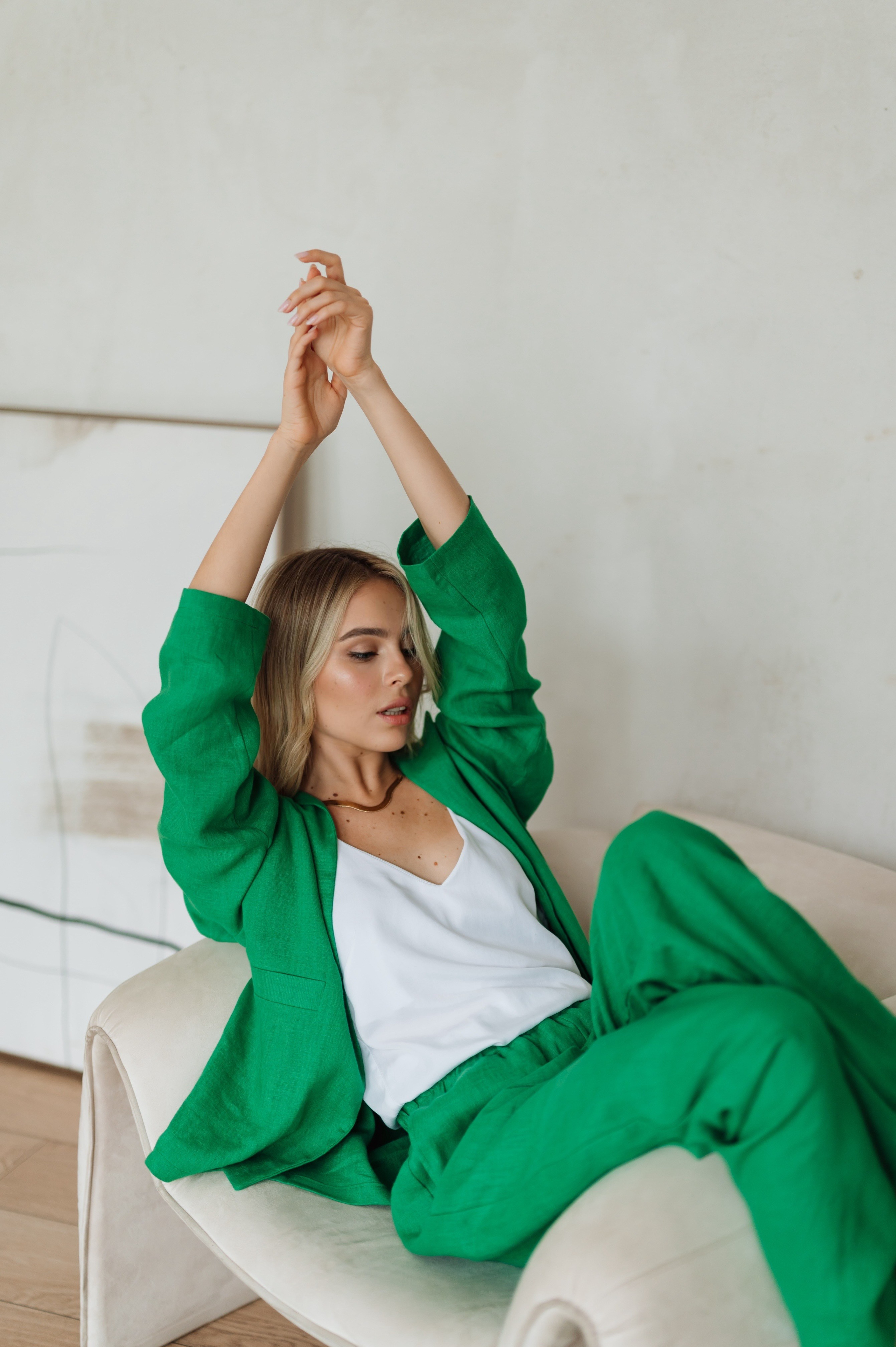 Съемка контента одежда женская. Фотограф товаров для соцсетей - инстаграм, вконтакте, сайта, блога. Контент-фотограф в Москве Хныкина Лена