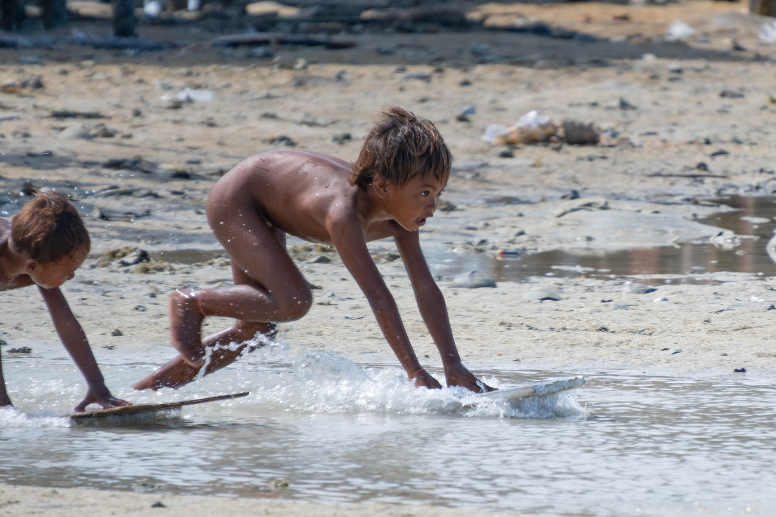 Остров. Цыгане. Фотографии из путешествий