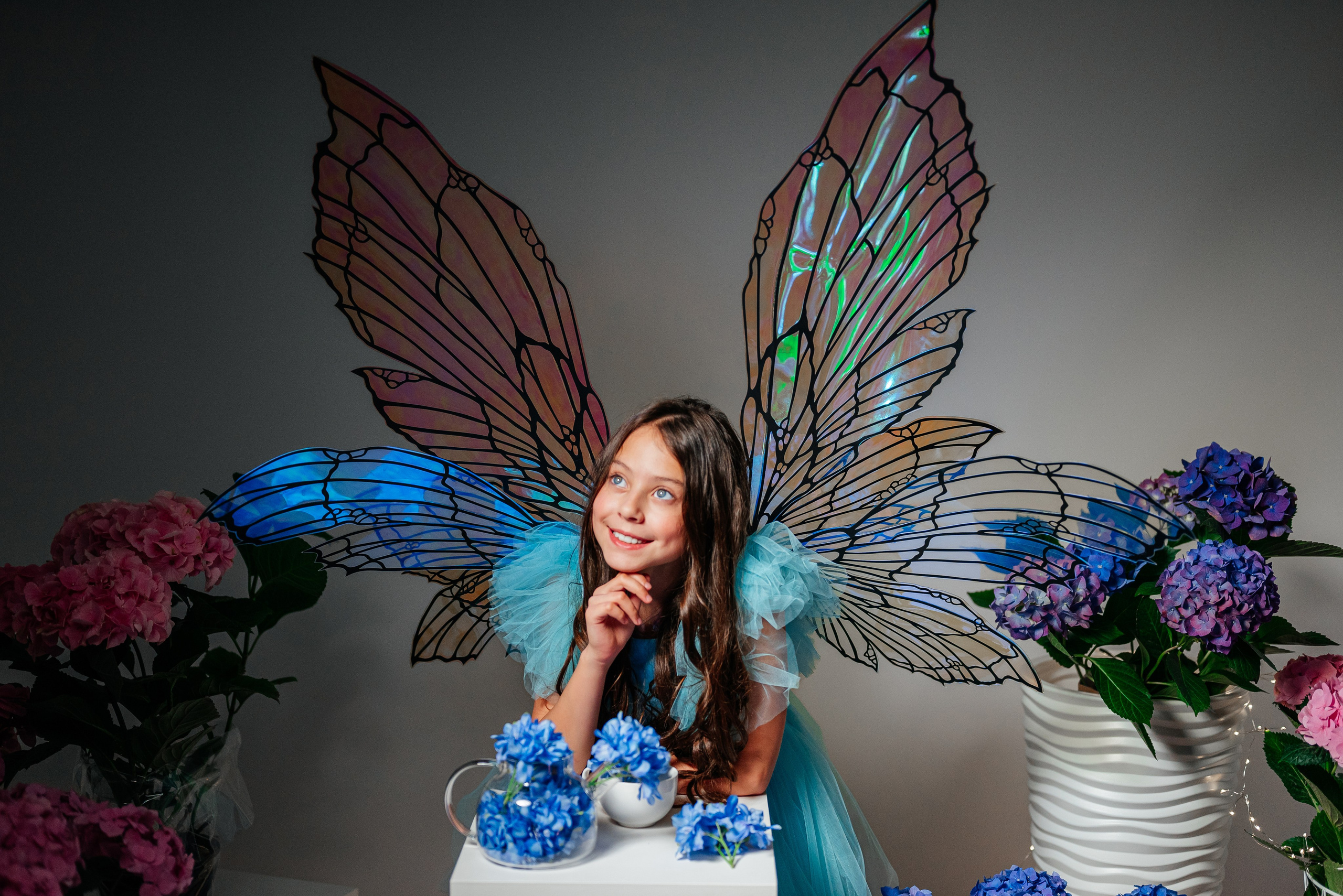 Вероника и гортензии. Семейный фотограф в Краснодаре