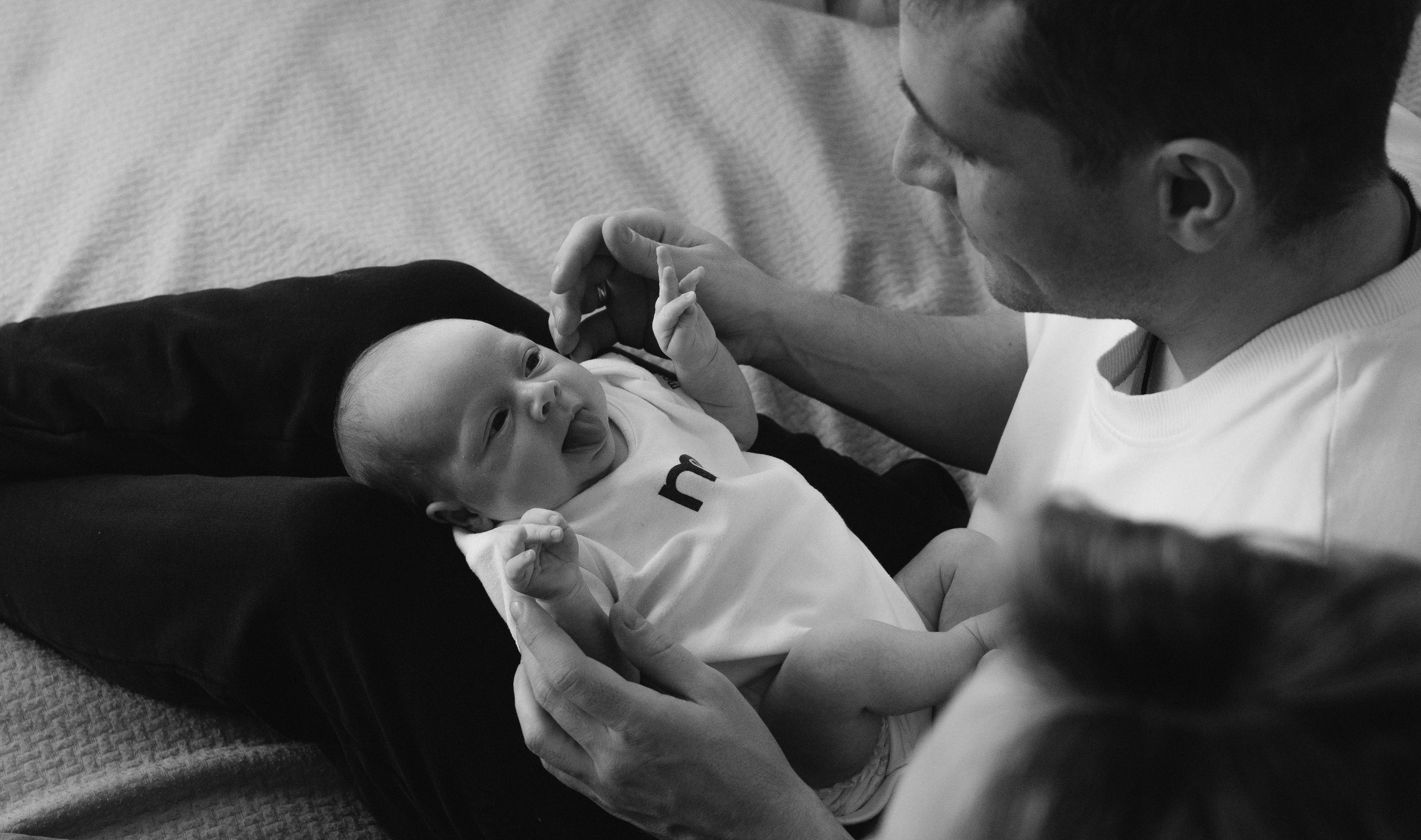 Домашняя фотосессия новорожденного. Семейный, ньюборн фотограф, фотограф на роды в Москве, Виктория Тюльдюкова