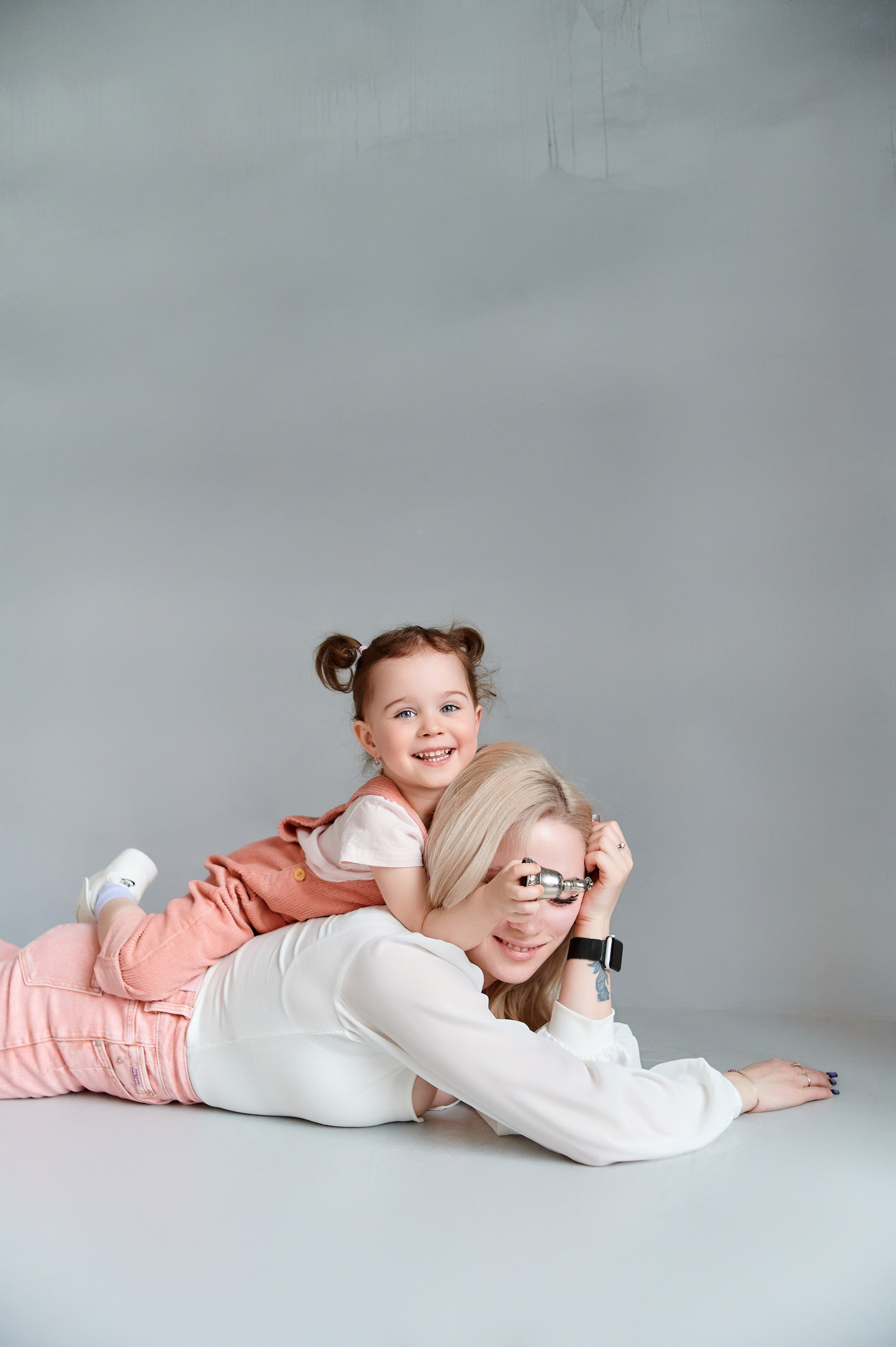 В студии. Семейный и детский фотограф в г. Ногинске Ангелина Хасанова