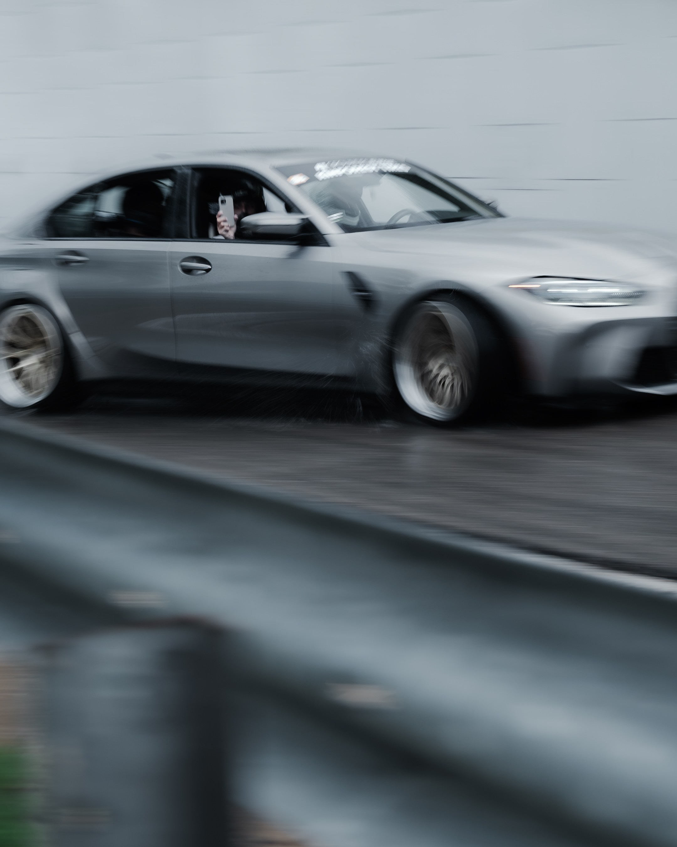 //GROUNDED2025. Автомобильный фотограф