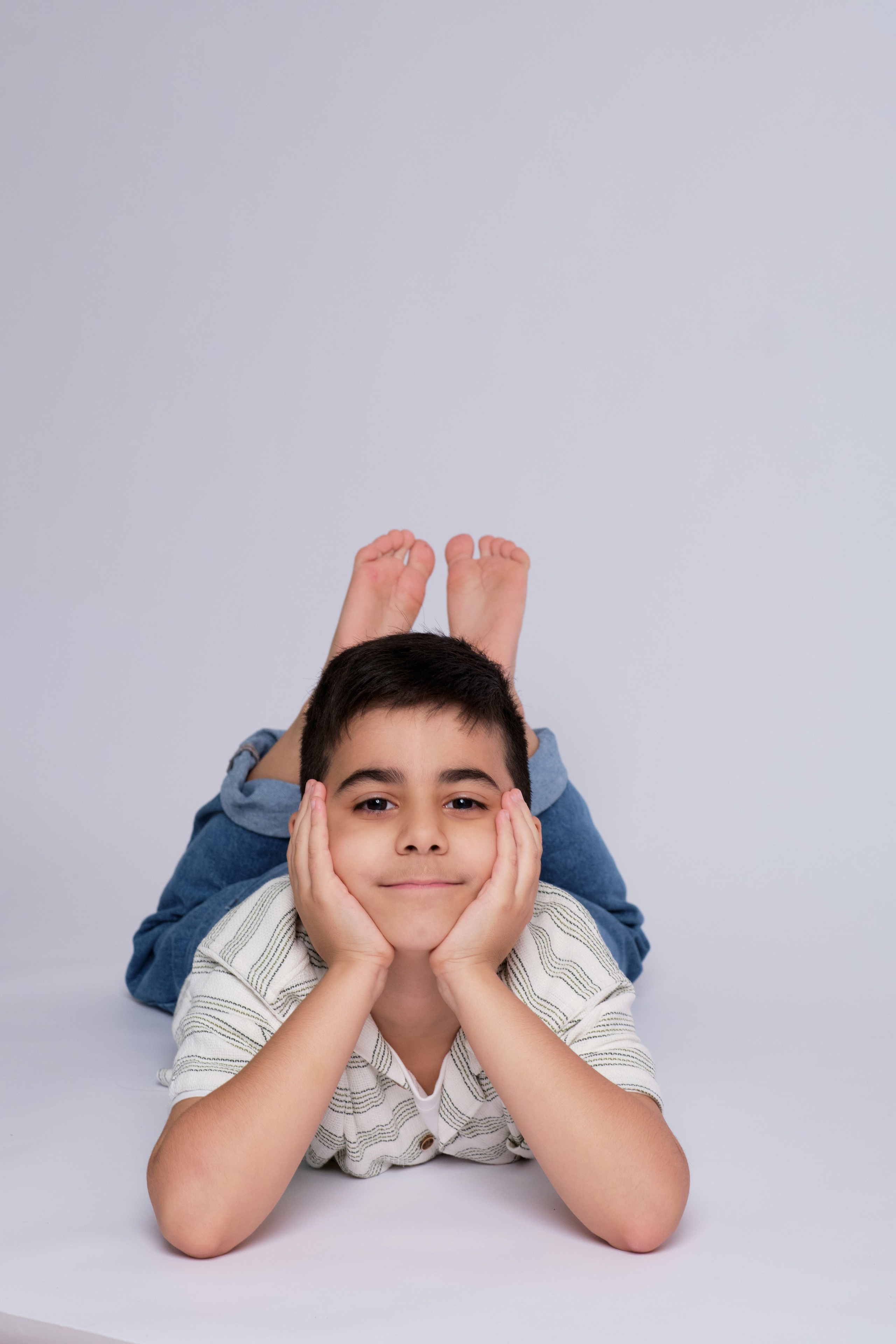 Лилит с прекрасными парнями